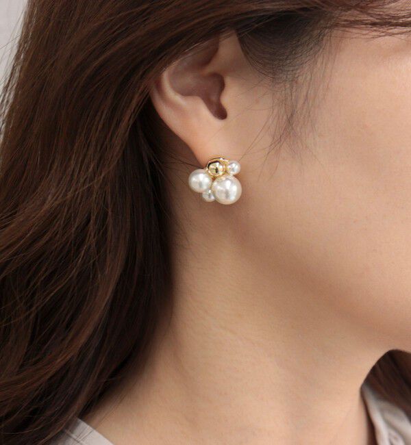 fredy emue「パールブーケピアス」|ピアス|ゴールド