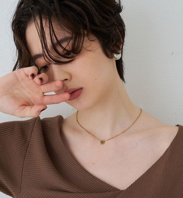 Rouge vif「【PETIT MOMENTS/プティ・モーメント】「M」イニシャルモチーフネック」|ネックレス|