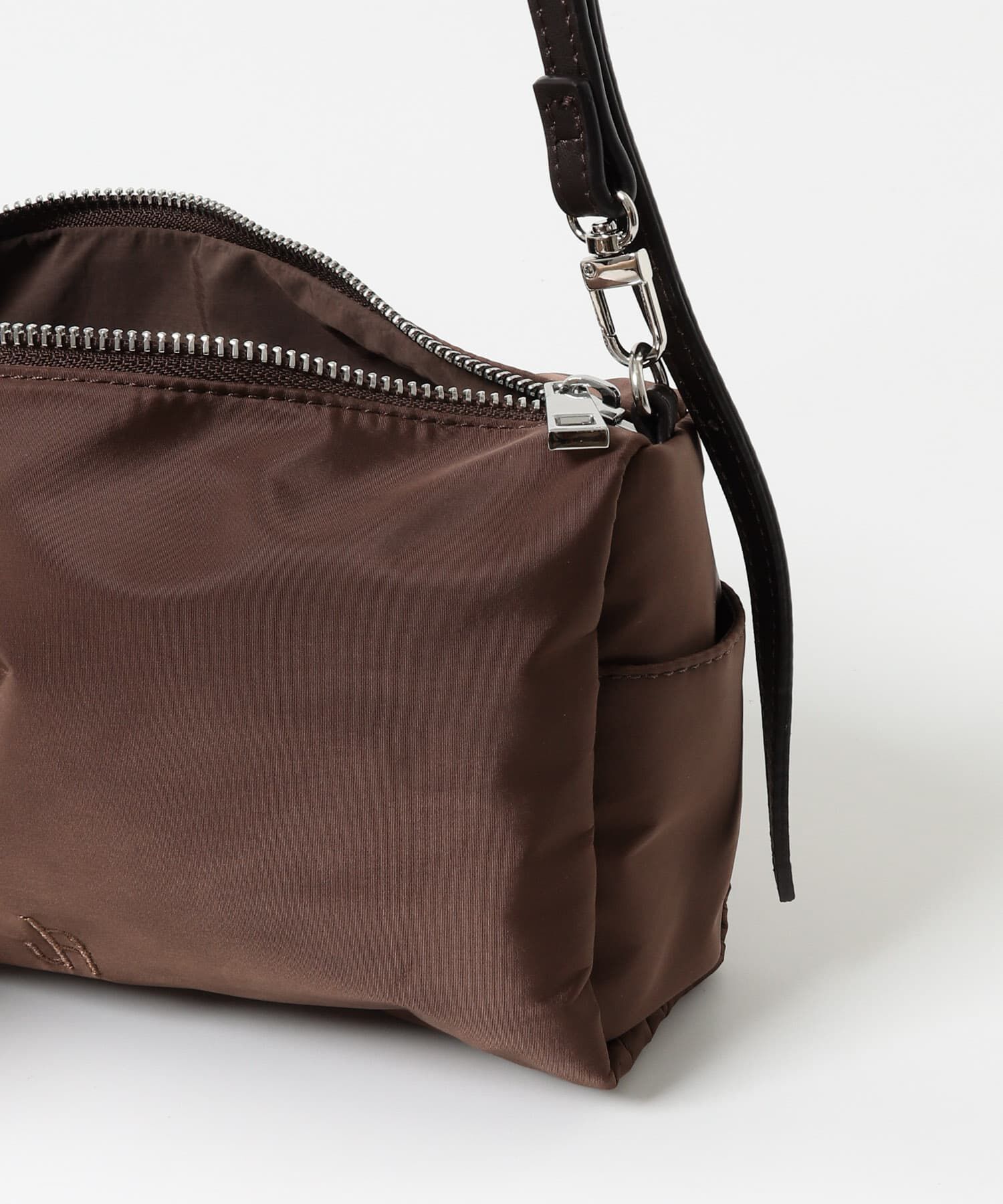 RODE SKO「hun RODESKO　Dual pouch」|ショルダー・メッセンジャー|