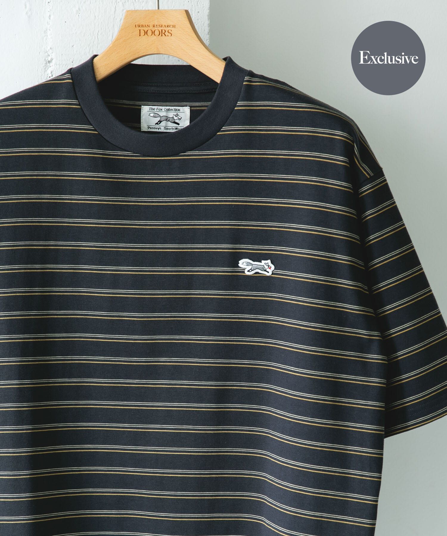 URBAN RESEARCH DOORS「『別注』PENNEYS&times;DOORS　THE FOX 天竺 ショートスリーブTシャツ」|Tシャツ・カットソー|グレー系その他