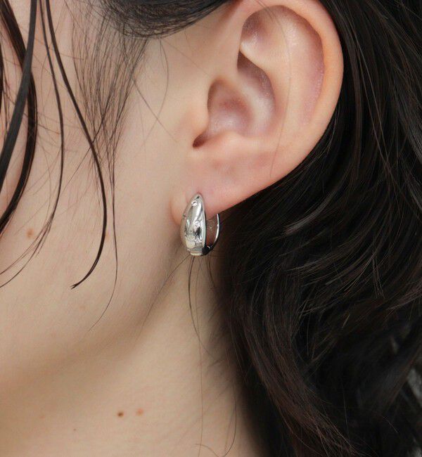 fredy emue「ビジュー埋込ワンタッチピアス」|ピアス|