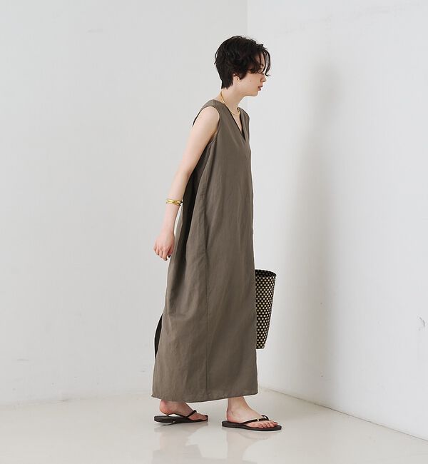 Rouge vif「【2サイズ展開】【定番人気】麻混ノースリーブVネックワンピース/ポケット付き/コ」|ワンピース|