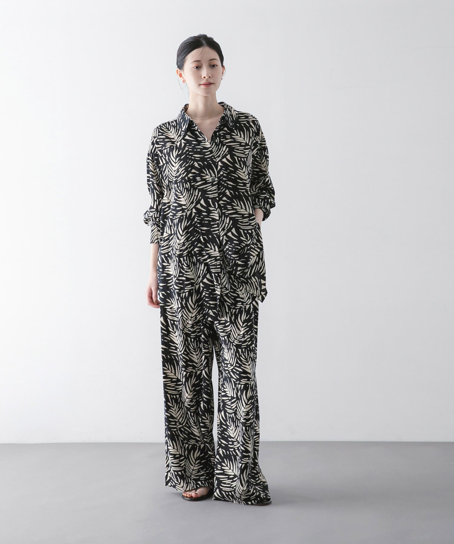 URBAN RESEARCH「『一部別注カラー』LUSANA　CICI PANTS」|その他|