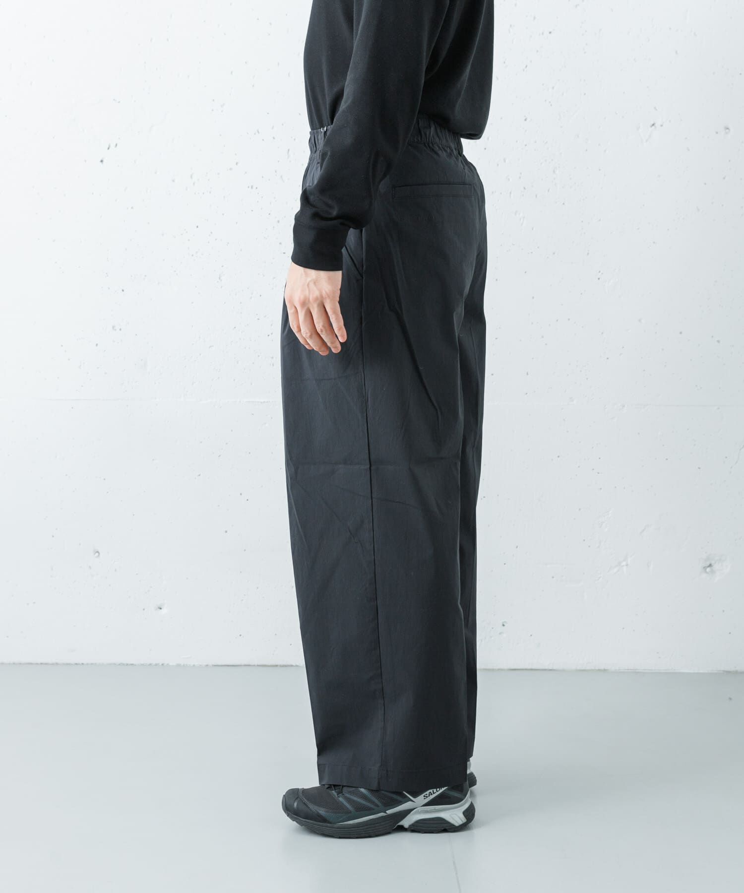 URBAN RESEARCH「NEW BALANCE　NB GREYワイドパンツ」|その他|