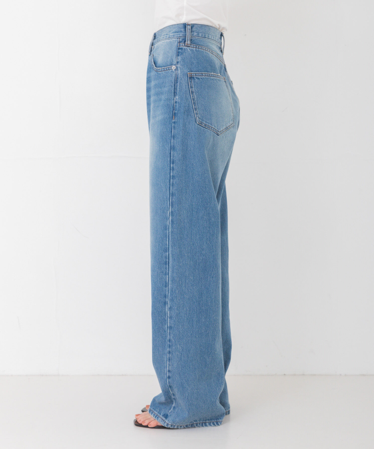 URBAN RESEARCH「Picchi Nia　SW STRGHT SELVEDGE DENIM」|デニム|