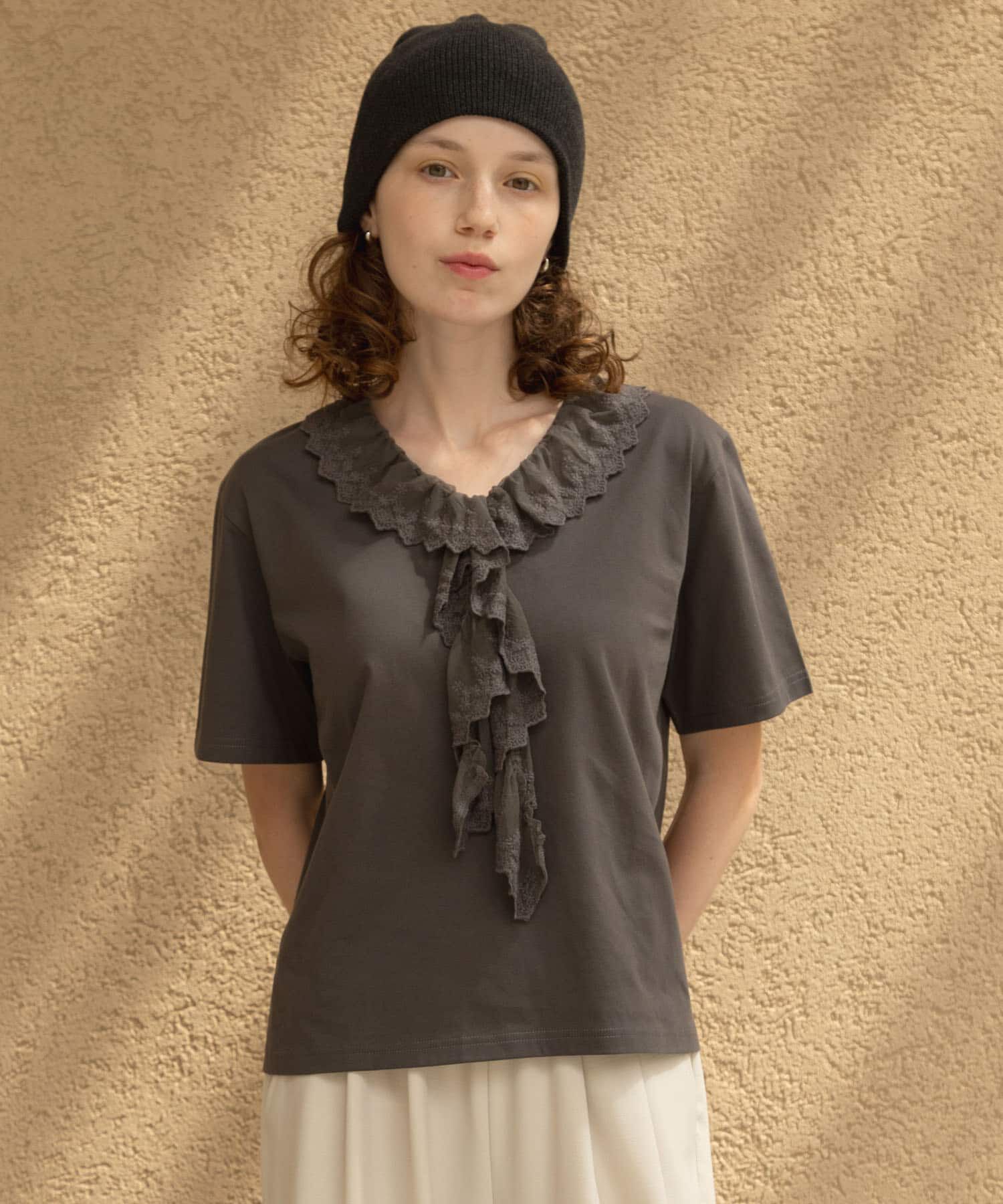 Sonny Label 「Vネックフリルレースカラープルオーバー」|Tシャツ・カットソー|