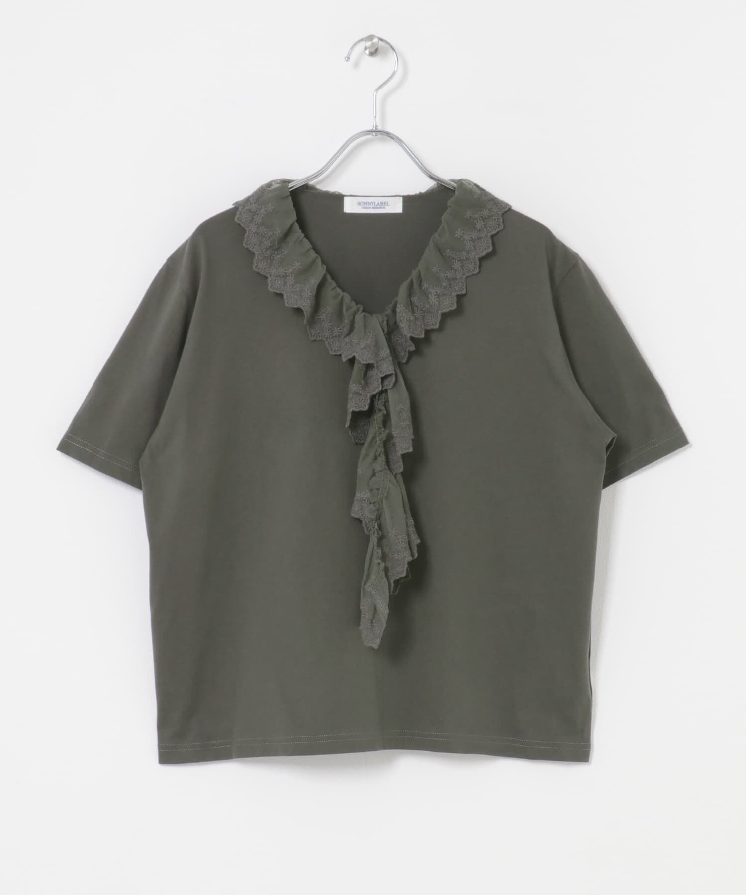 Sonny Label 「Vネックフリルレースカラープルオーバー」|Tシャツ・カットソー|