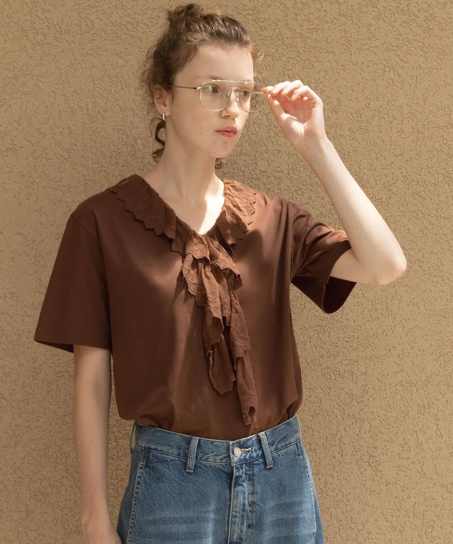 Sonny Label 「Vネックフリルレースカラープルオーバー」|Tシャツ・カットソー|