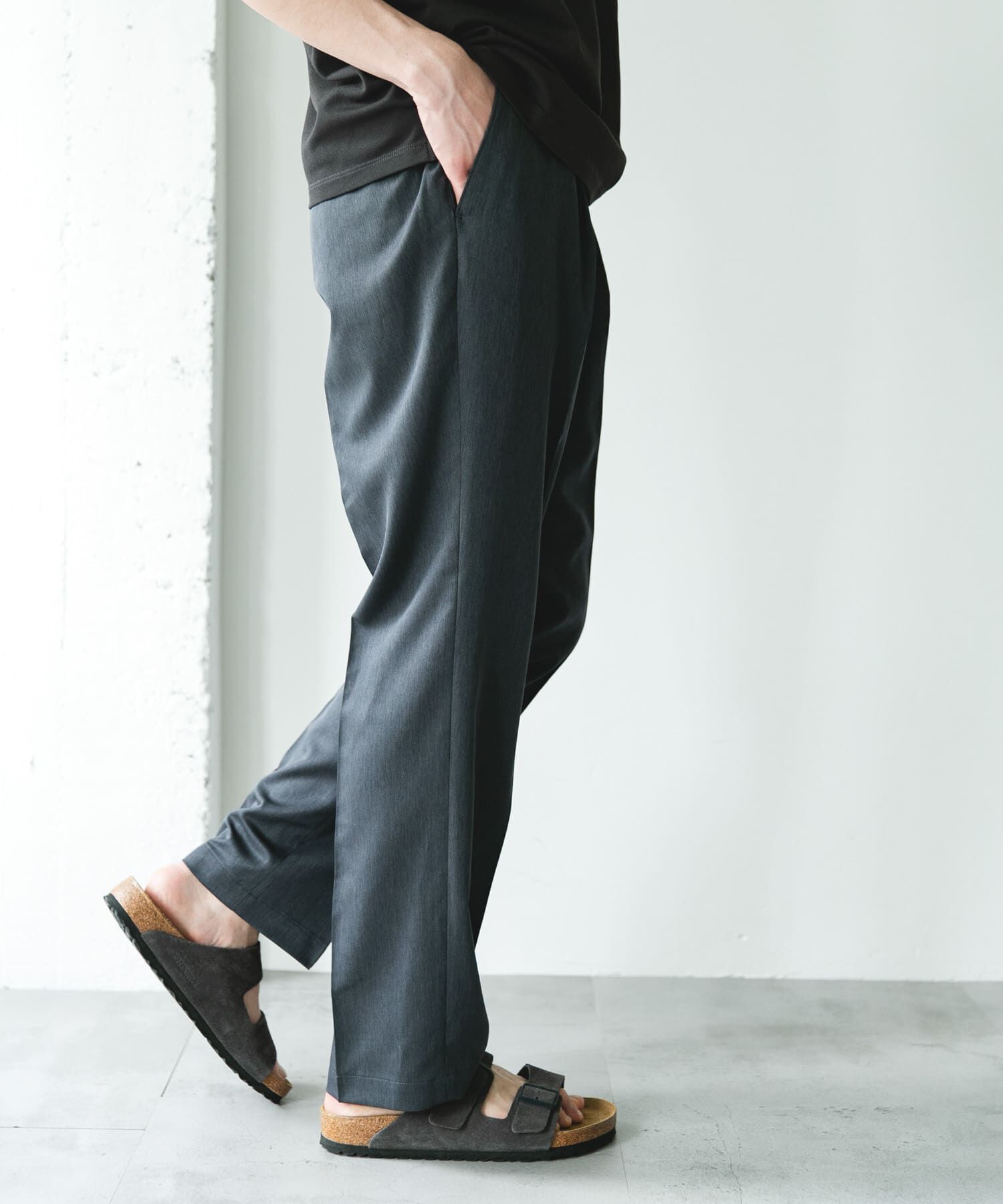URBAN RESEARCH DOORS「COOLFIBER ツイルシャーリングスラックス」|その他|