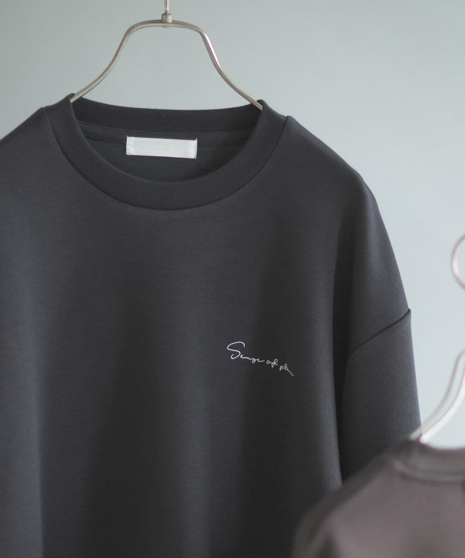 SENSE OF PLACE by URBAN RESEARCH「『一部WEB限定ｶﾗｰ』『ﾕﾆｾｯｸｽ』ｼｼｭｳﾀﾞﾝﾎﾞｰﾙﾎﾟﾝﾁ 」|Tシャツ・カットソー|ブラック