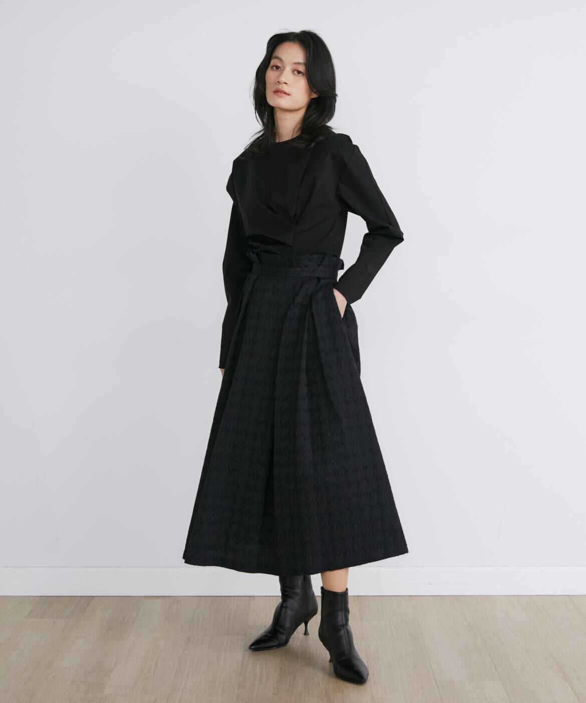 INED「《大きいｻｲｽﾞ》ｱｼﾝﾒﾄﾘｰﾃﾞｻﾞｲﾝｶｯﾄｿｰ《la veille by SUP」|Tシャツ・カットソー|