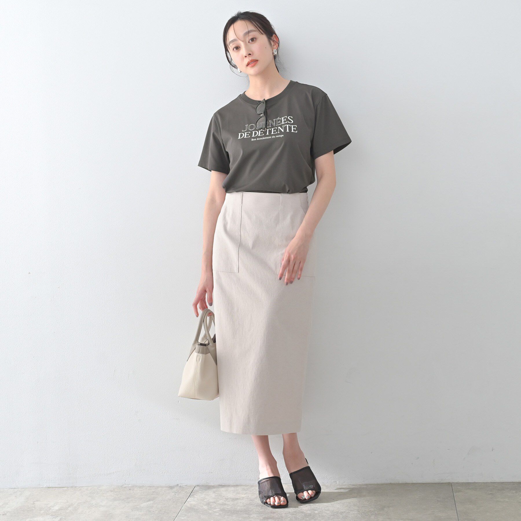 UNTITLED「【古畑星夏さん着用/ロゴ/プリント】グラフィックTシャツ」|Tシャツ・カットソー|