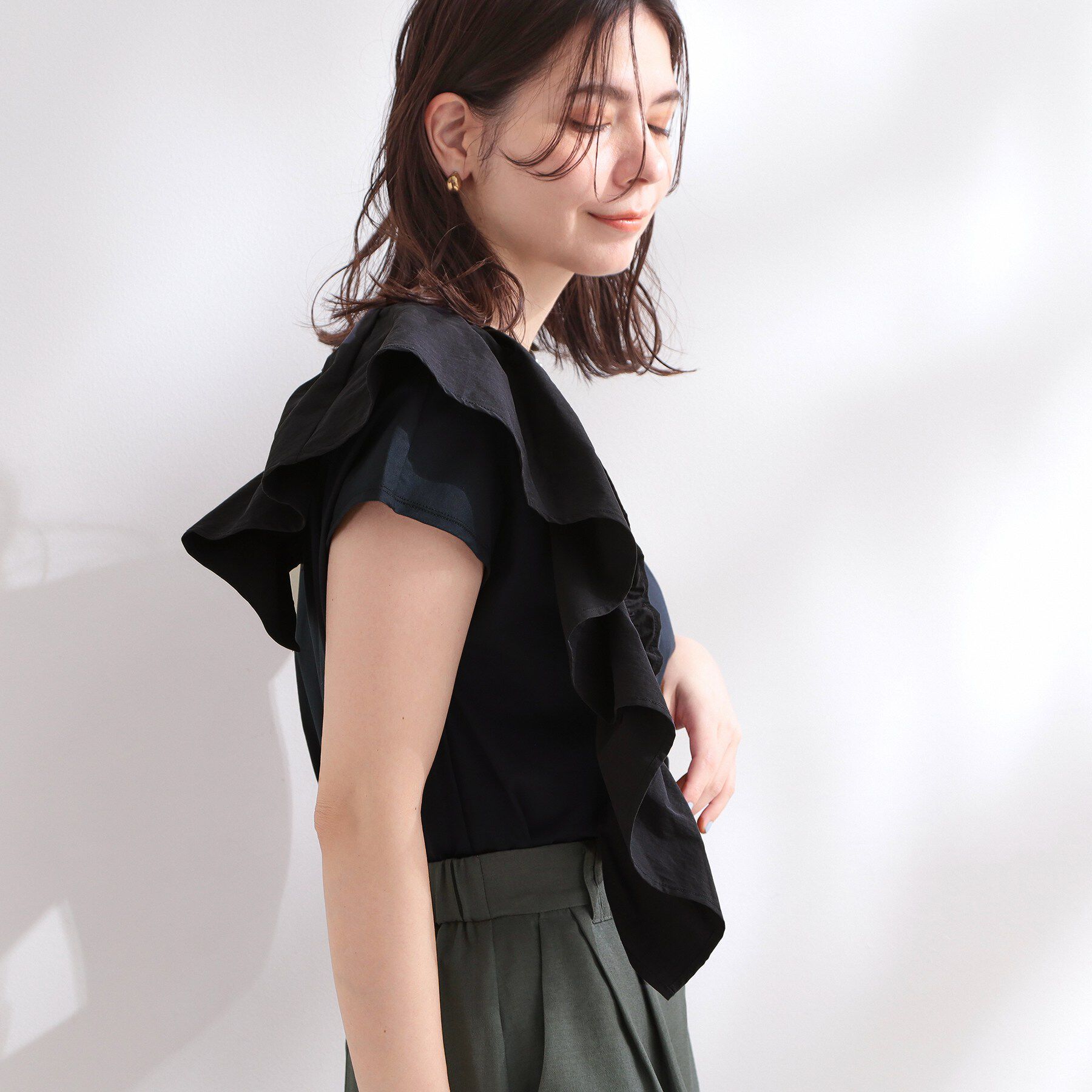 OPAQUE.CLIP「【UVケア／接触冷感】アシメフリルドッキングカットソー《洗濯機OK》」|Tシャツ・カットソー|