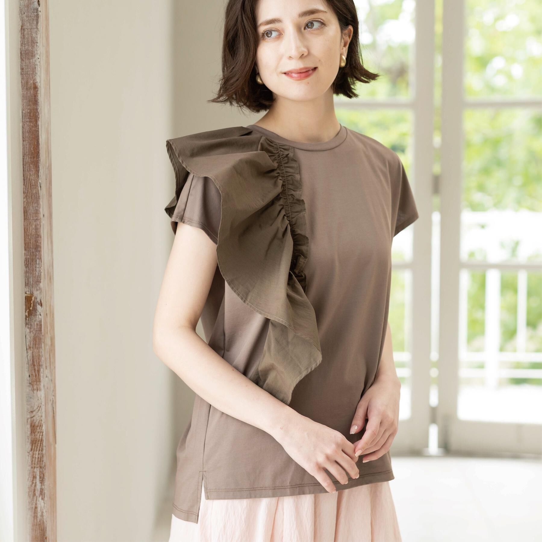OPAQUE.CLIP「【UVケア／接触冷感】アシメフリルドッキングカットソー《洗濯機OK》」|Tシャツ・カットソー|モカブラウン(042
