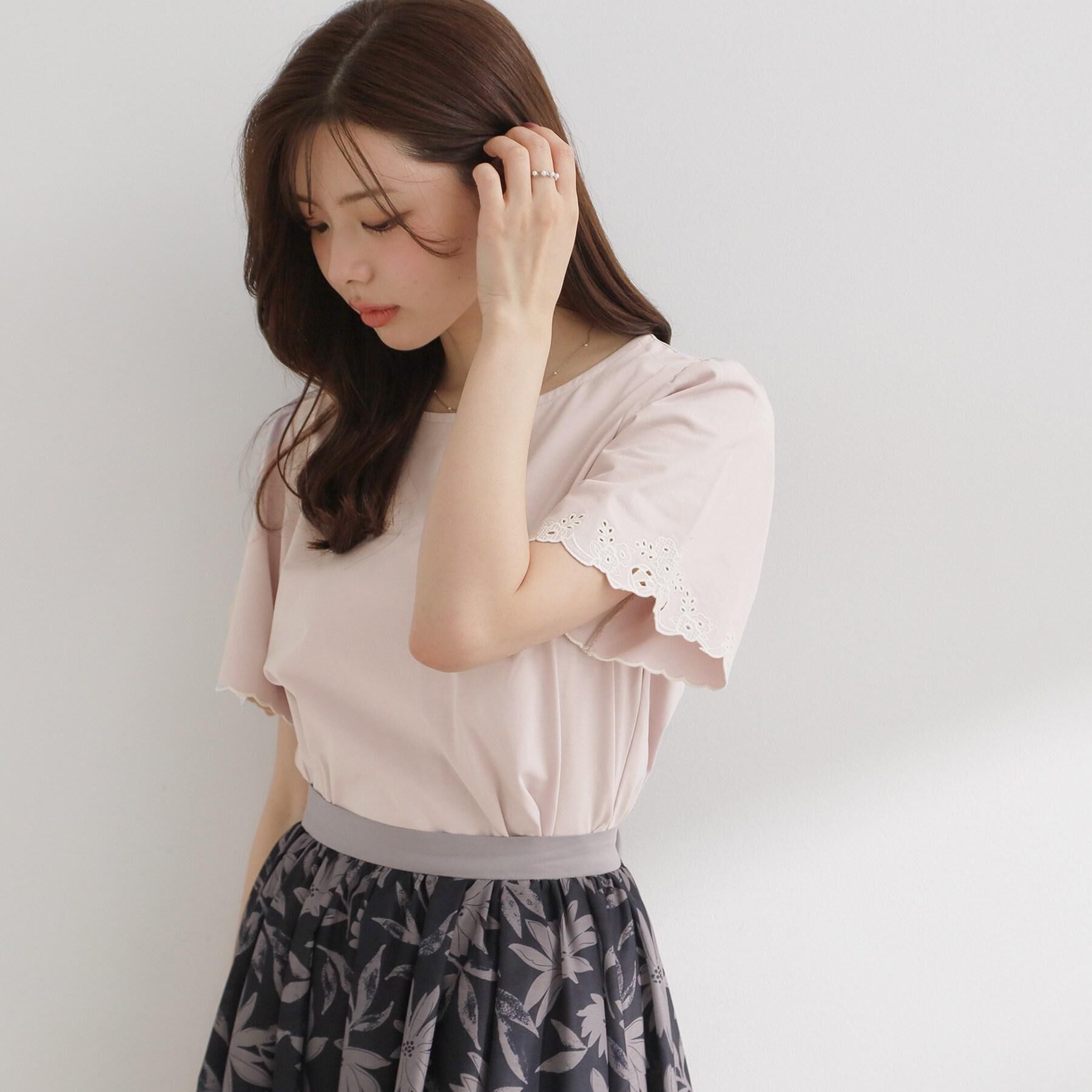 Couture broach「【接触冷感・UVカット・洗える】袖刺繍カットソー」|Tシャツ・カットソー|