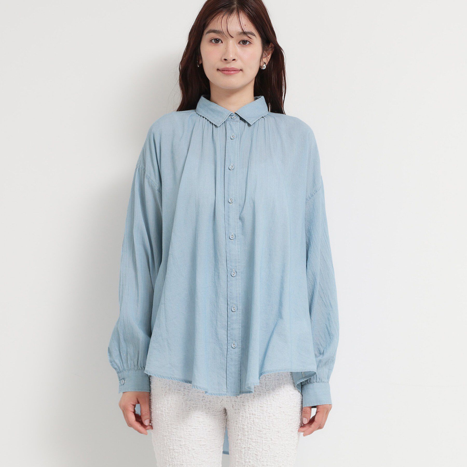 THE SHOP TK「軽やかでエアリー シアーデニムシャツ」|シャツ・ブラウス|