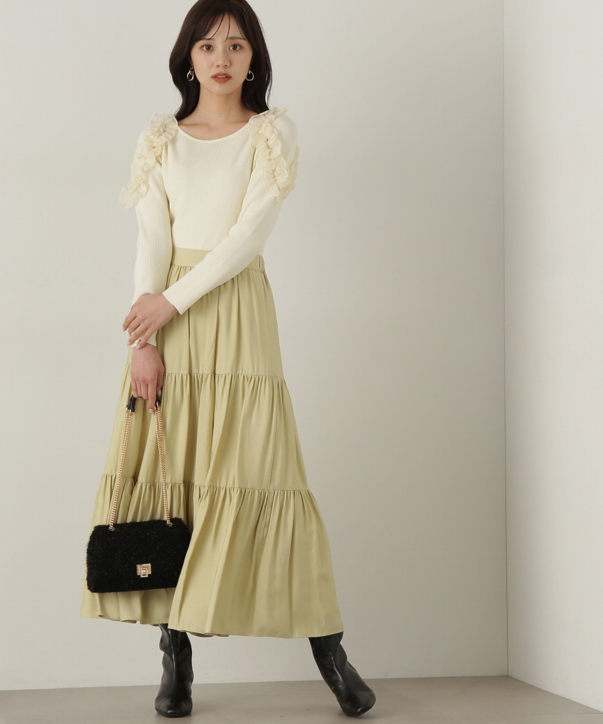 PROPORTION BODY DRESSING「パウダーサテンティアードスカート　24AW」|スカート|