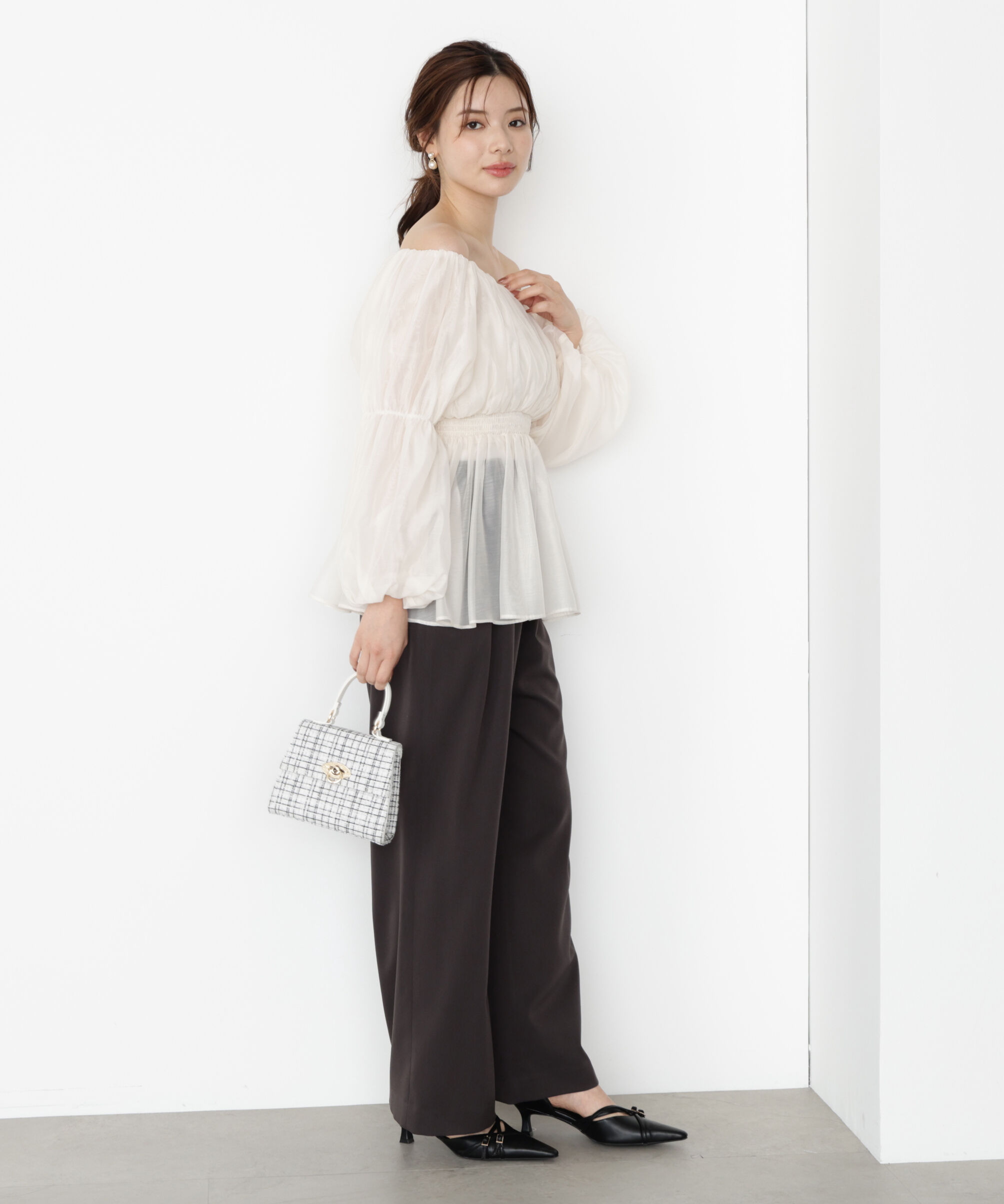 PROPORTION BODY DRESSING「＜ウォッシャブル＞バルーンスリーブオフショルブラウス 25AW」|シャツ・ブラウス|