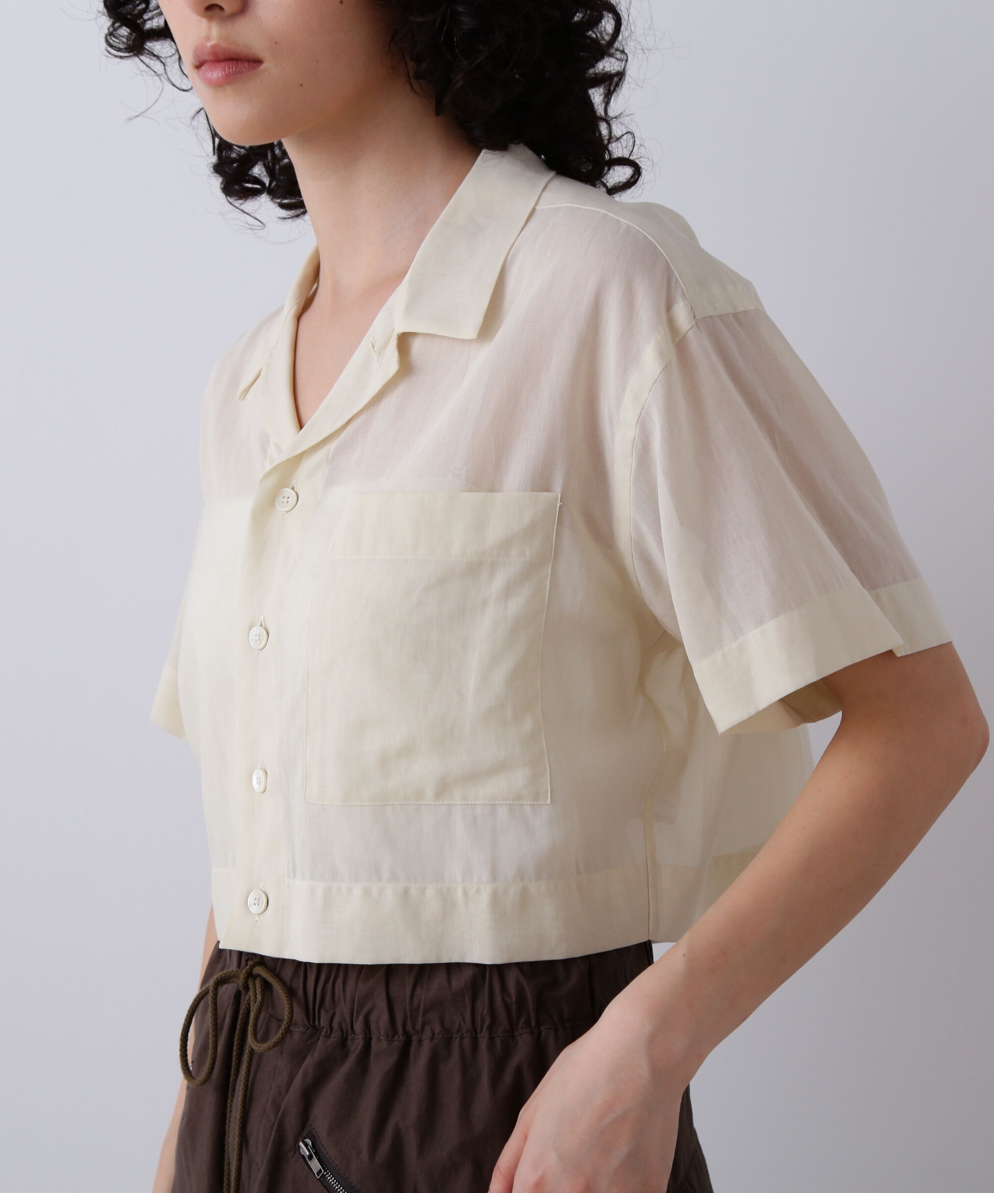YLEVE 「YLEVE / COTTON VOILE LAWN SHORT SLEEVE SHIRT」|シャツ・ブラウス|