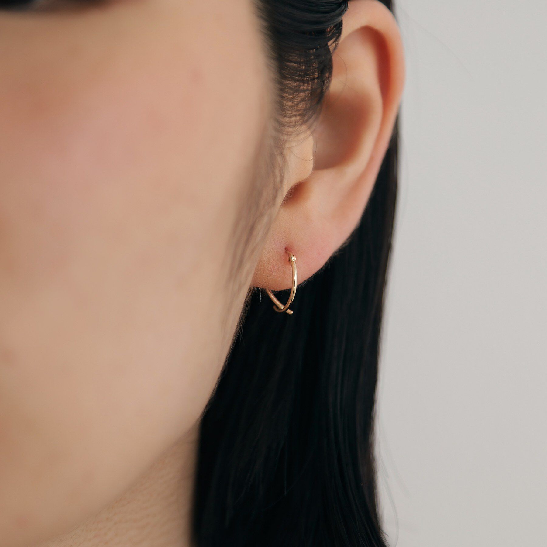 COCOSHNIK ONKITSCH「K10パイプクロスピアス」|ピアス|