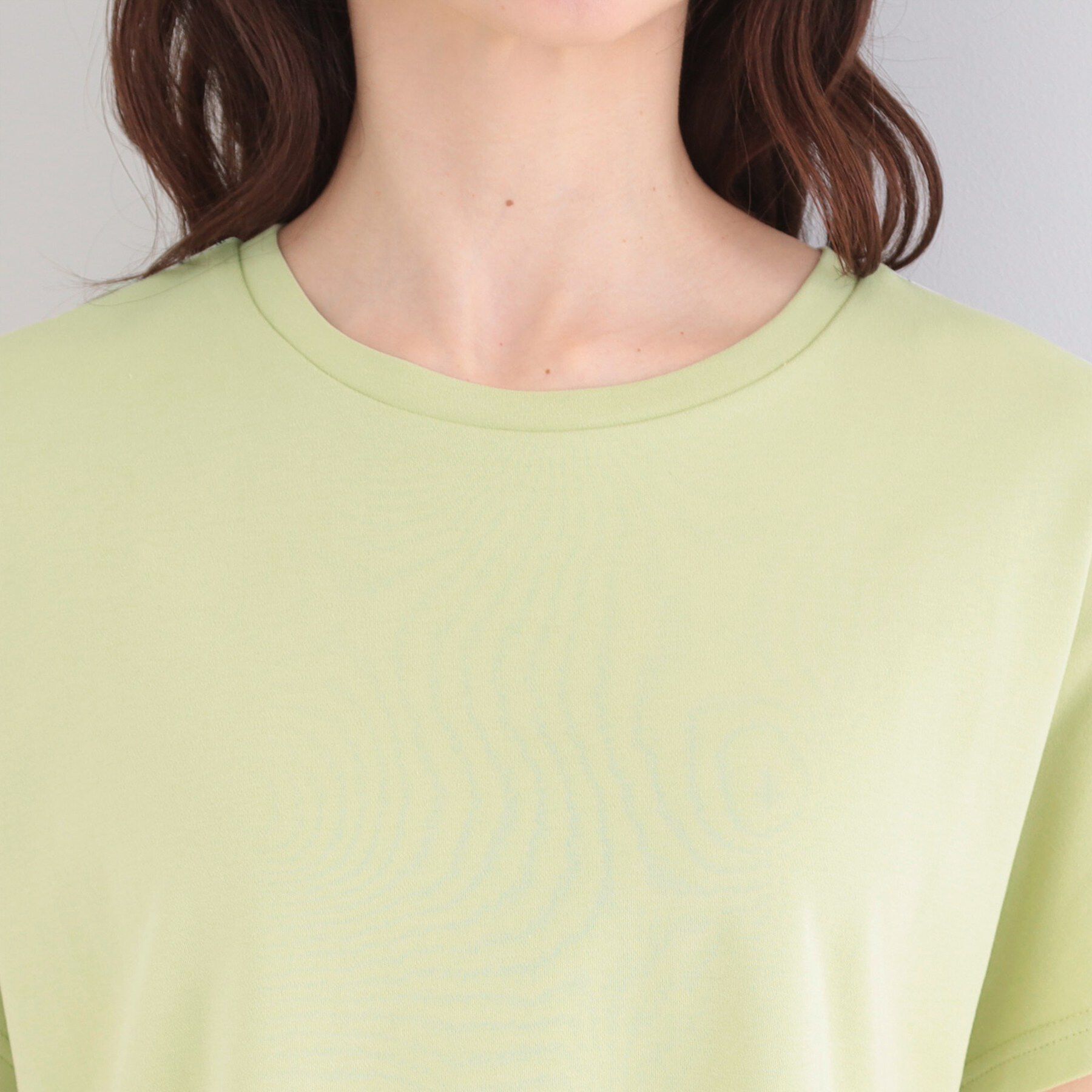 SHOO･LA･RUE「【体型カバー/S-LL】インせず着られる ひんやりシャツ素材切替Tシャツ」|Tシャツ・カットソー|