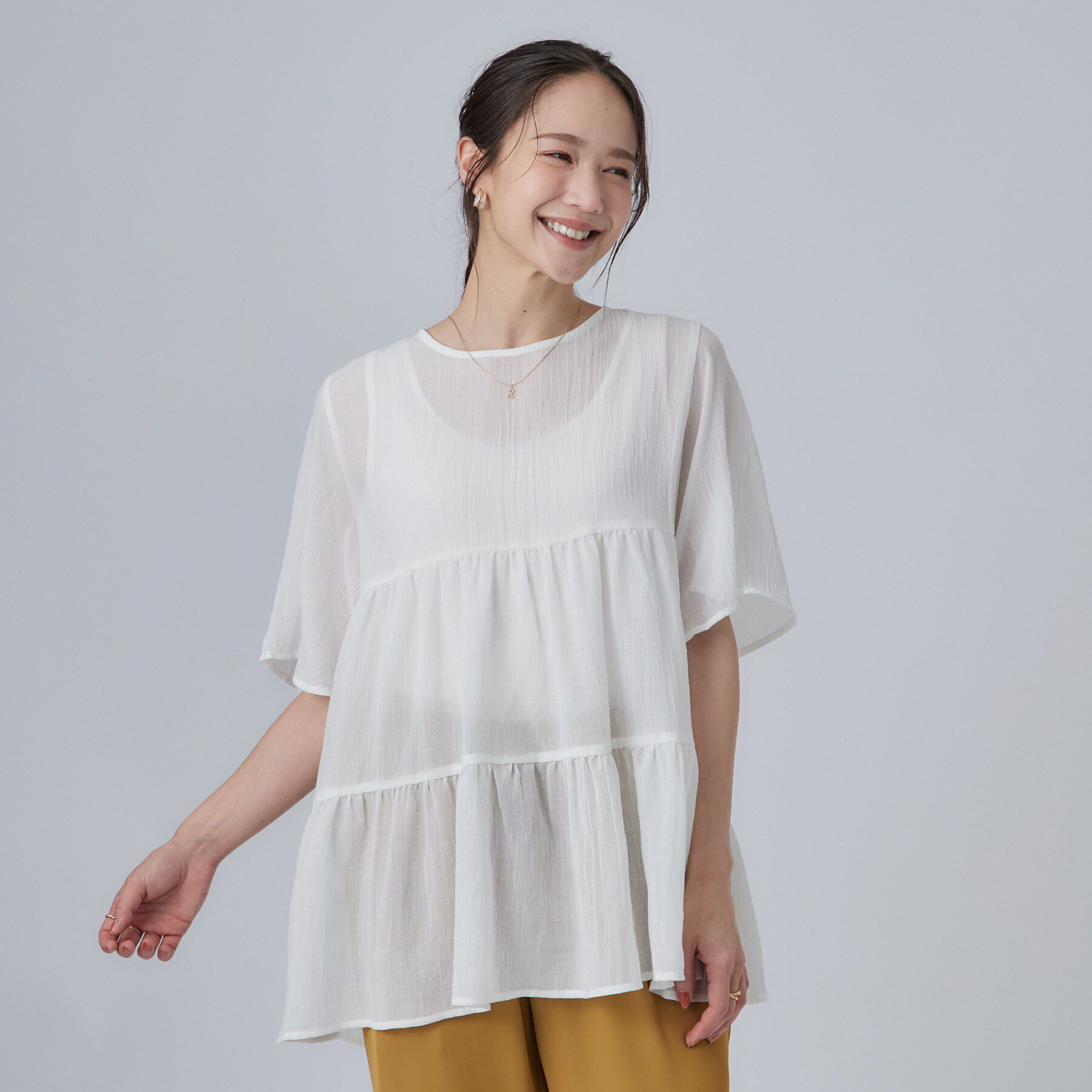 SHOO･LA･RUE「【洗濯機可/S-LL】インせず着られる シアー素材が上品なティアードブラウス」|シャツ・ブラウス|