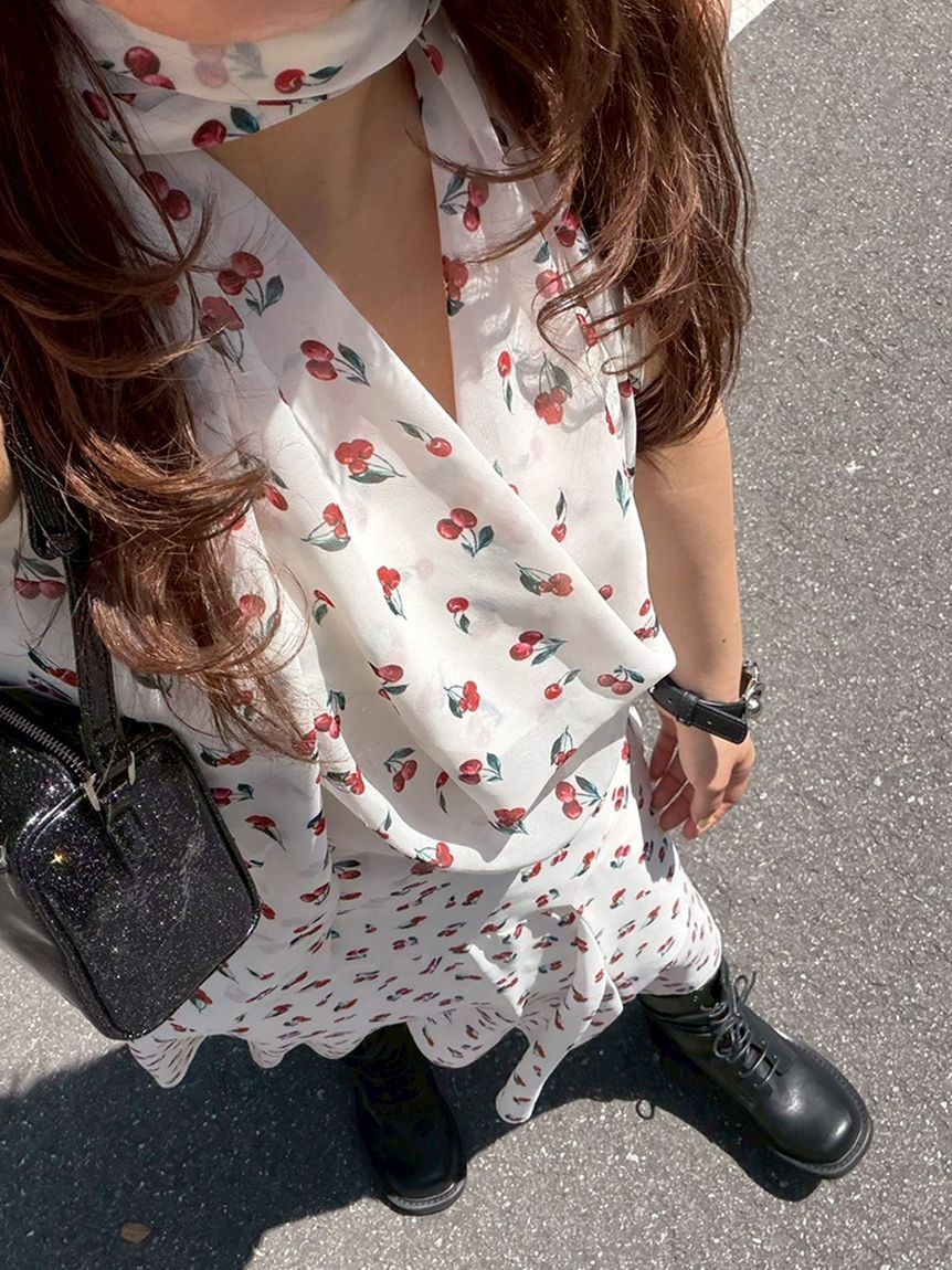 LILY BROWN「フルーツシフォンホルタートップス」|Tシャツ・カットソー|