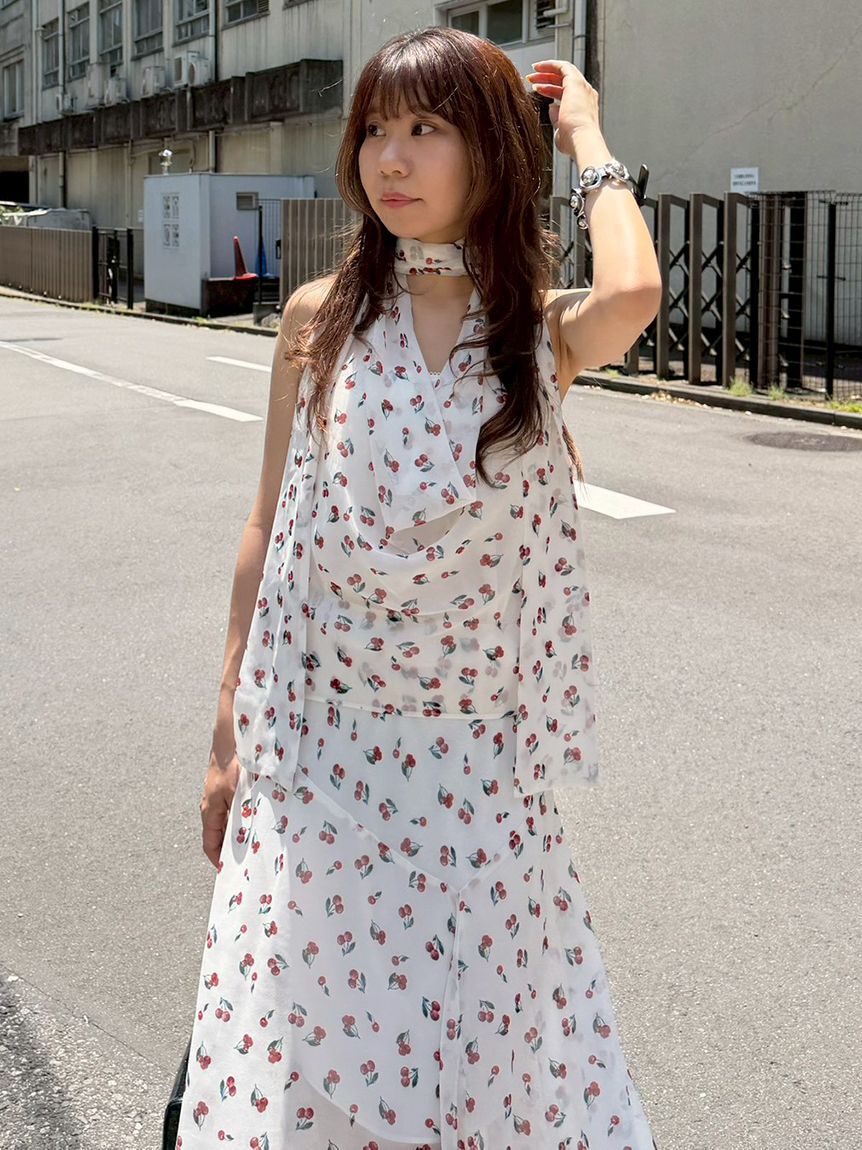 LILY BROWN「フルーツシフォンホルタートップス」|Tシャツ・カットソー|