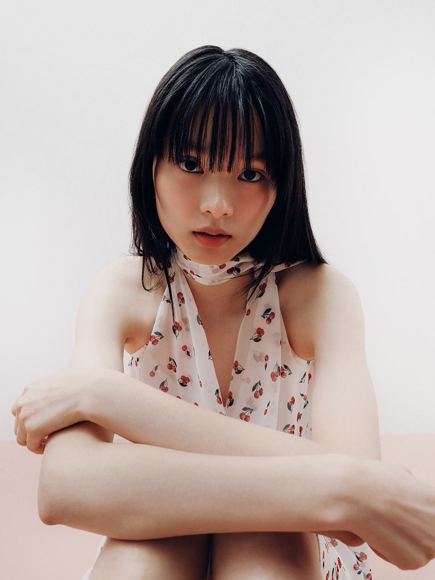 LILY BROWN「フルーツシフォンホルタートップス」|Tシャツ・カットソー|