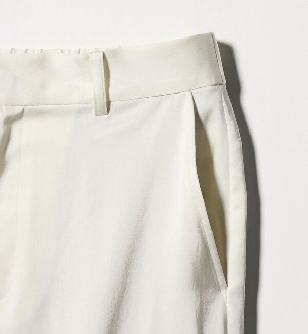 UNITED ARROWS「サテン クリーン ポケット パンツ OFF WHITE ‐ウォッシャブル‐」|カーゴ|