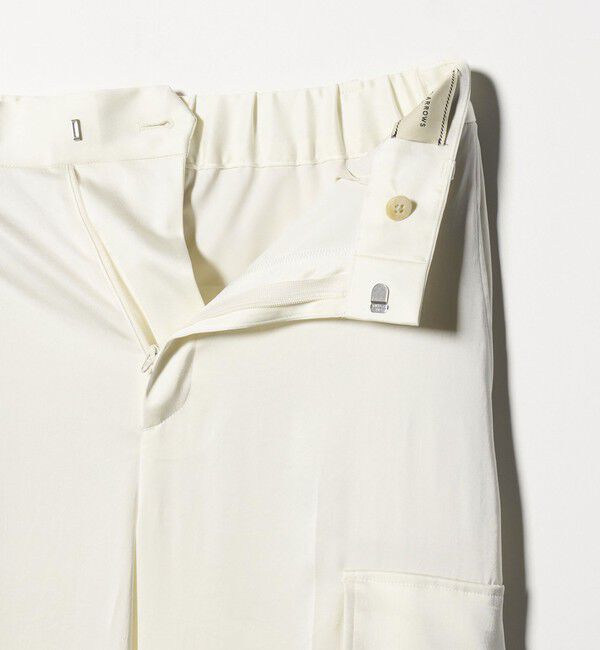 UNITED ARROWS「サテン クリーン ポケット パンツ OFF WHITE ‐ウォッシャブル‐」|カーゴ|