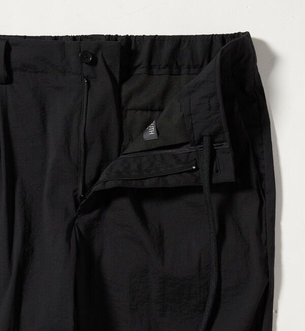 BEAUTY&YOUTH UNITED ARROWS「MIXTURE ナイロン 1プリーツ テーパード パンツ NO.5 ヨコストレッチ 撥水機能 ウォッシャブル セットアッ」|チノ|