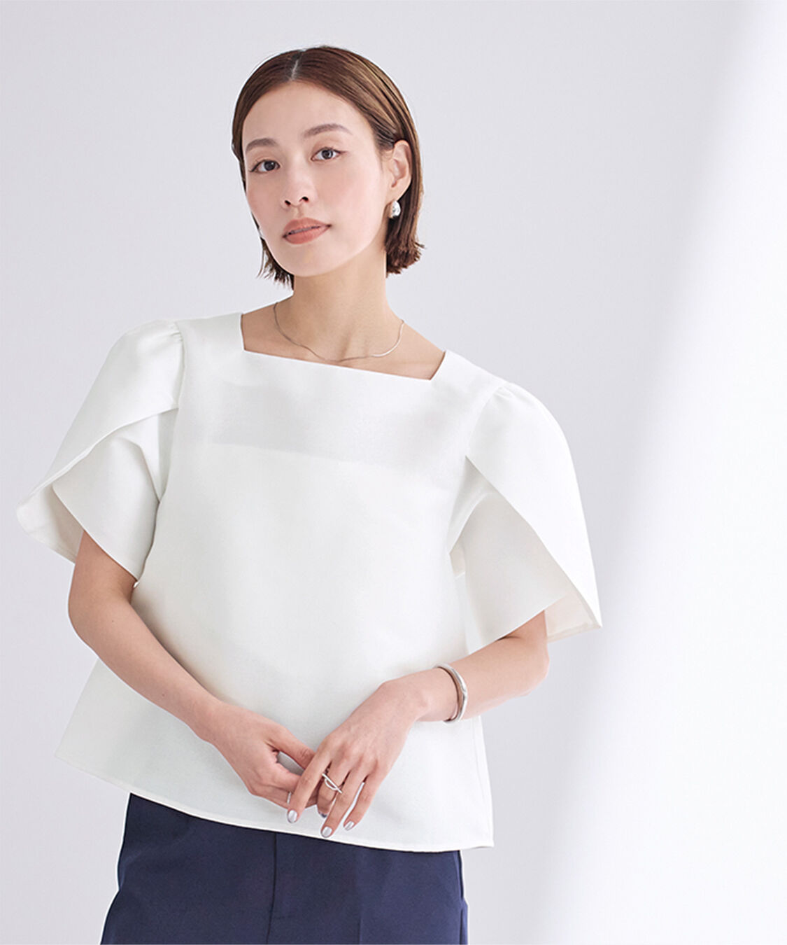 ur's「スクエアネックチューリップスリーブトップス」|Tシャツ・カットソー|ホワイト
