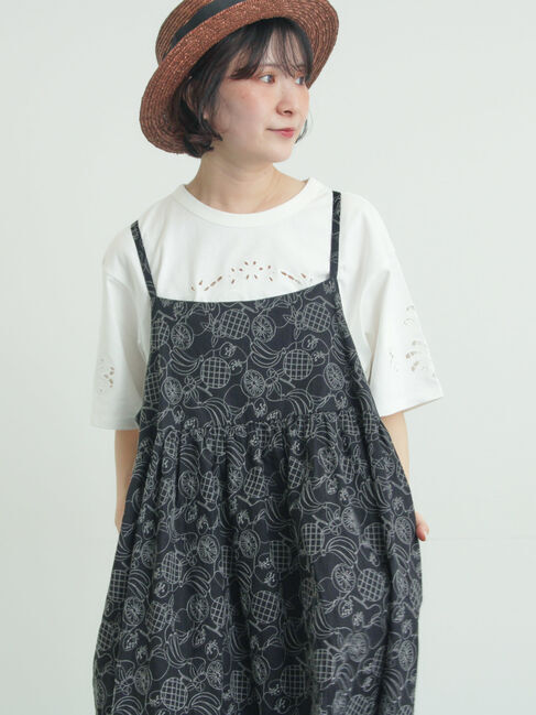 Samansa Mos2「【メルヘン&times;Samansa Mos2】総刺繍ワンピース」|ワンピース|