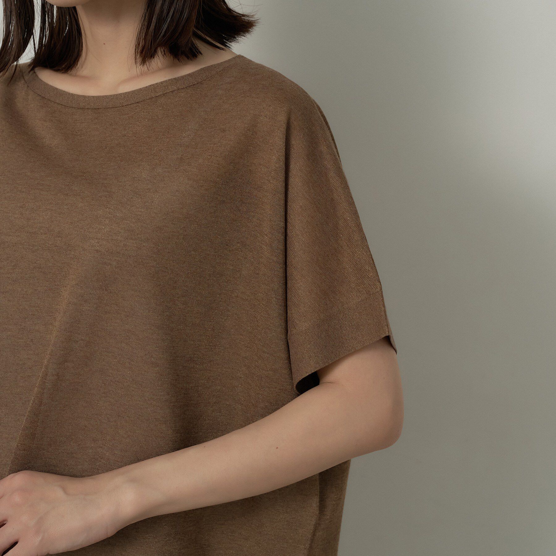 UNTITLED「【アンサンブル可/品のある透け感】Tシャツ風ニットトップス」|ニット・セーター|