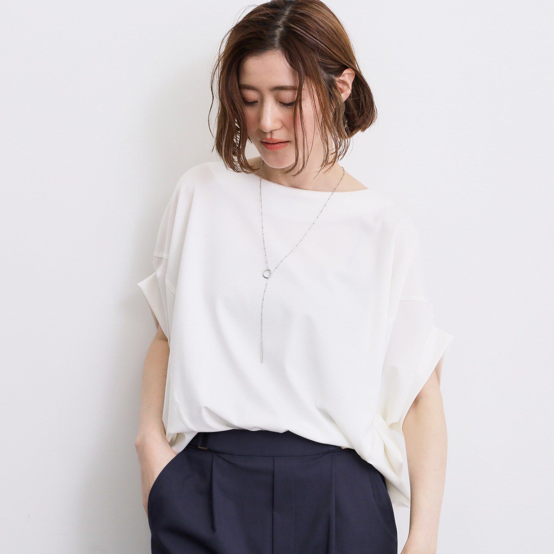 grove「【持続冷感・体型カバー】サテンパイピングドルマンカットソー」|Tシャツ・カットソー|オフホワイト(003