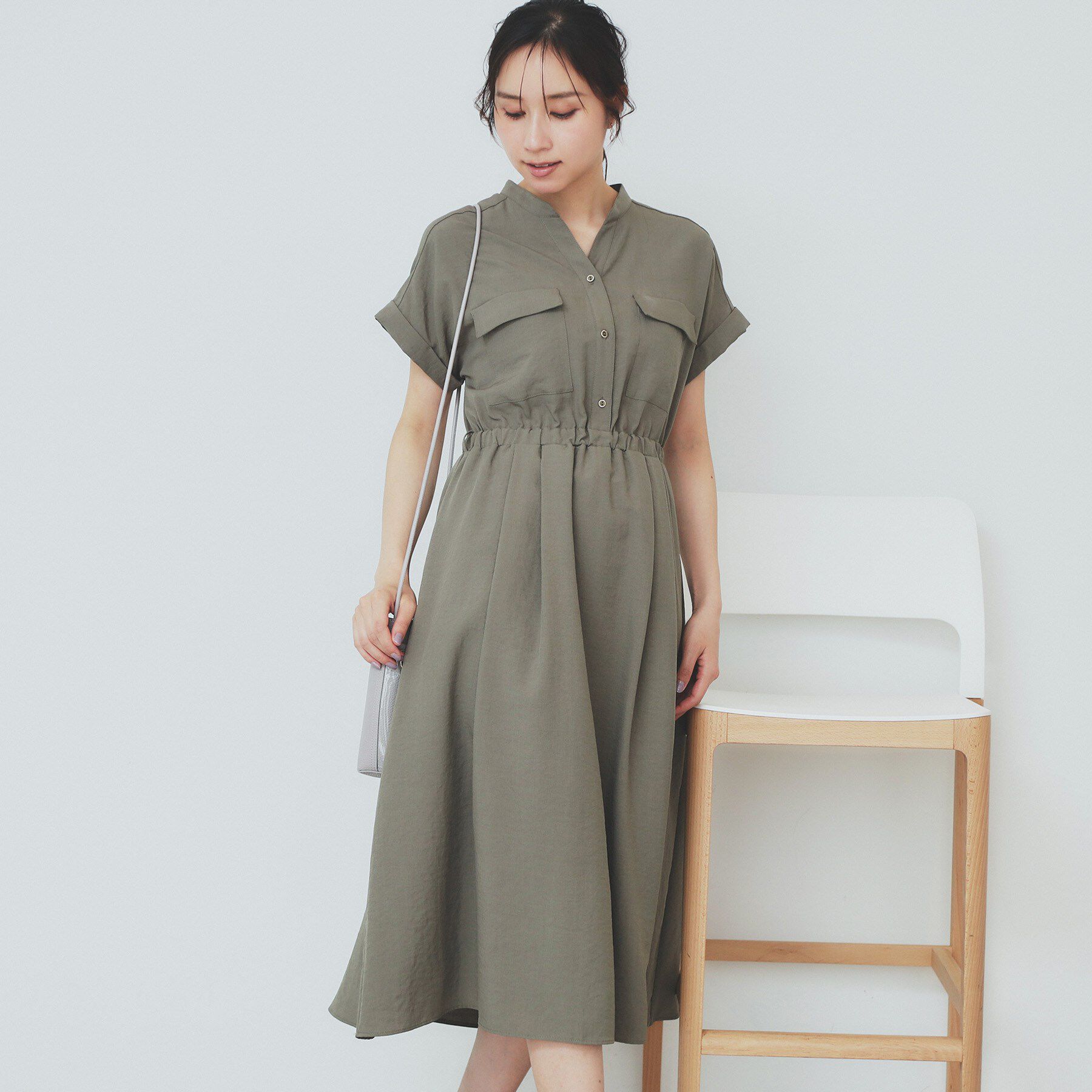 index「《7色展開／XS-LLサイズ》ダブルポケットスキッパーシャツワンピース【吸水速乾／防シワ／イージーア」|ワンピース|