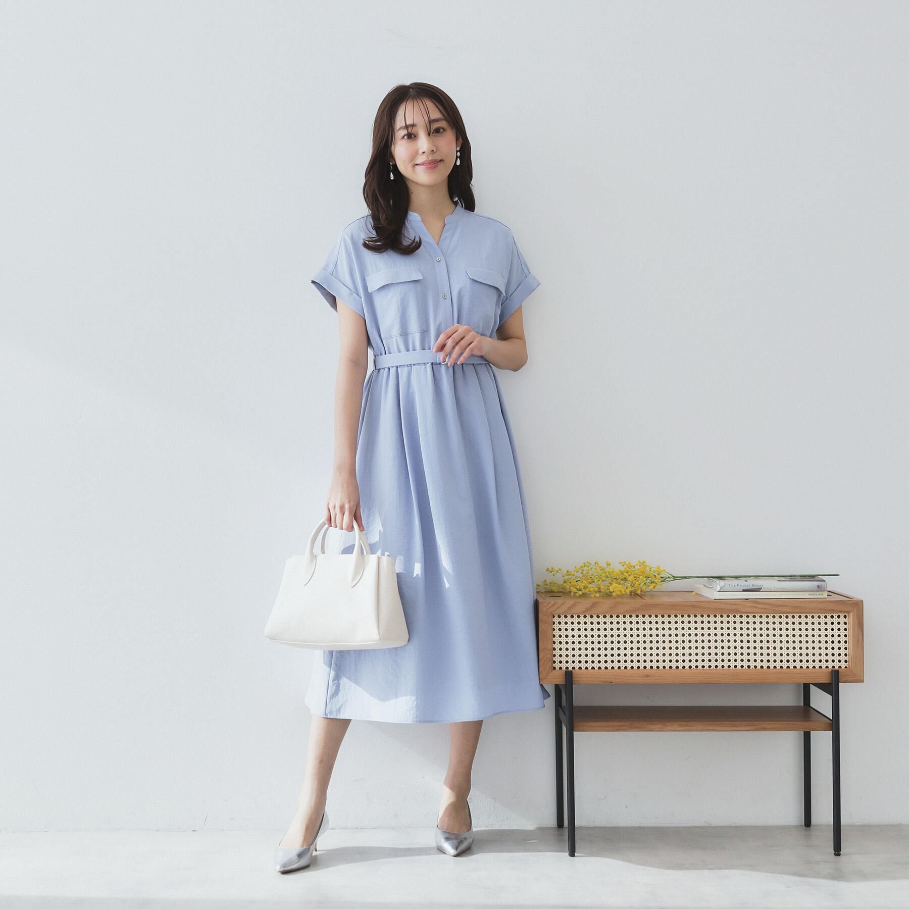 index「《7色展開／XS-LLサイズ》ダブルポケットスキッパーシャツワンピース【吸水速乾／防シワ／イージーア」|ワンピース|