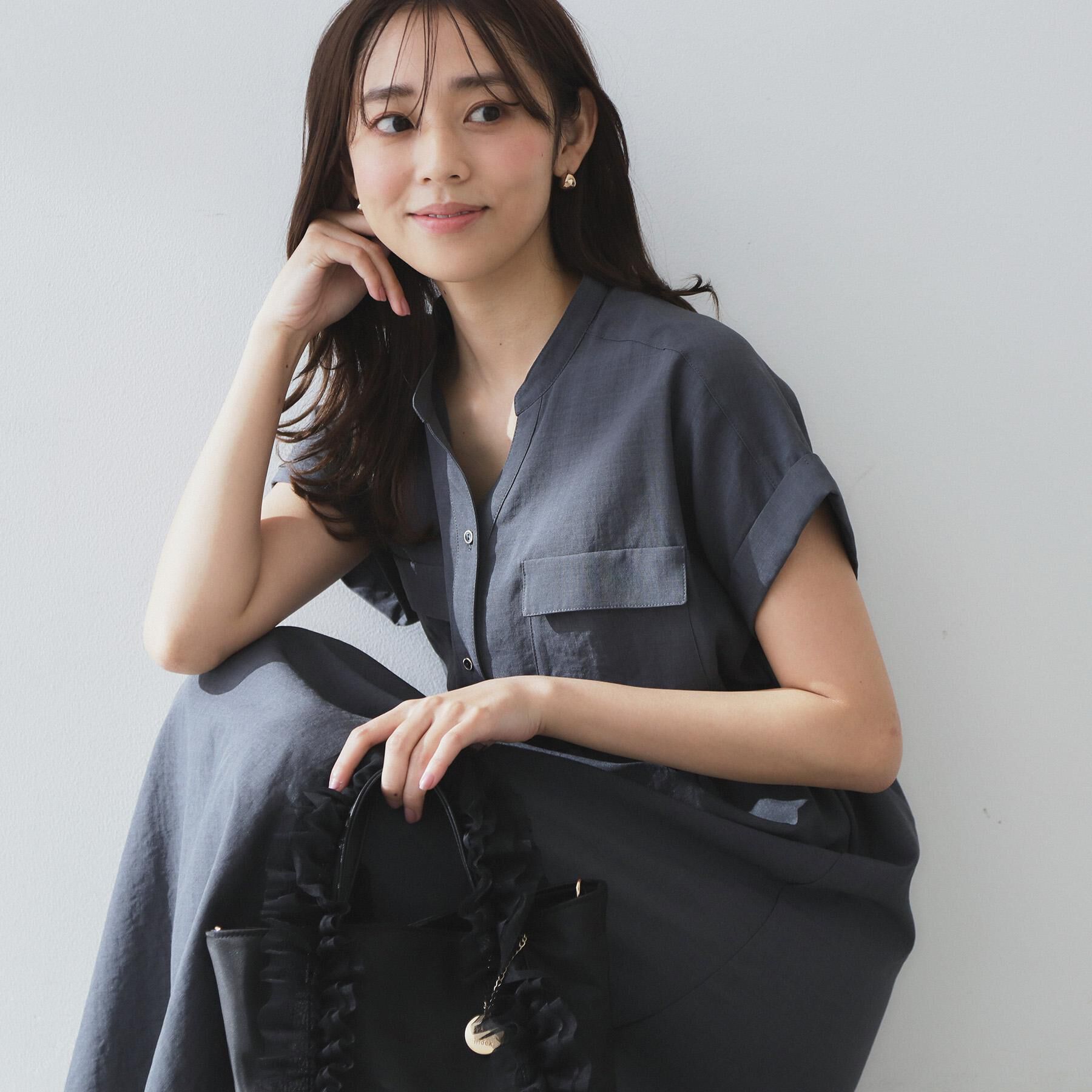index「《7色展開／XS-LLサイズ》ダブルポケットスキッパーシャツワンピース【吸水速乾／防シワ／イージーア」|ワンピース|
