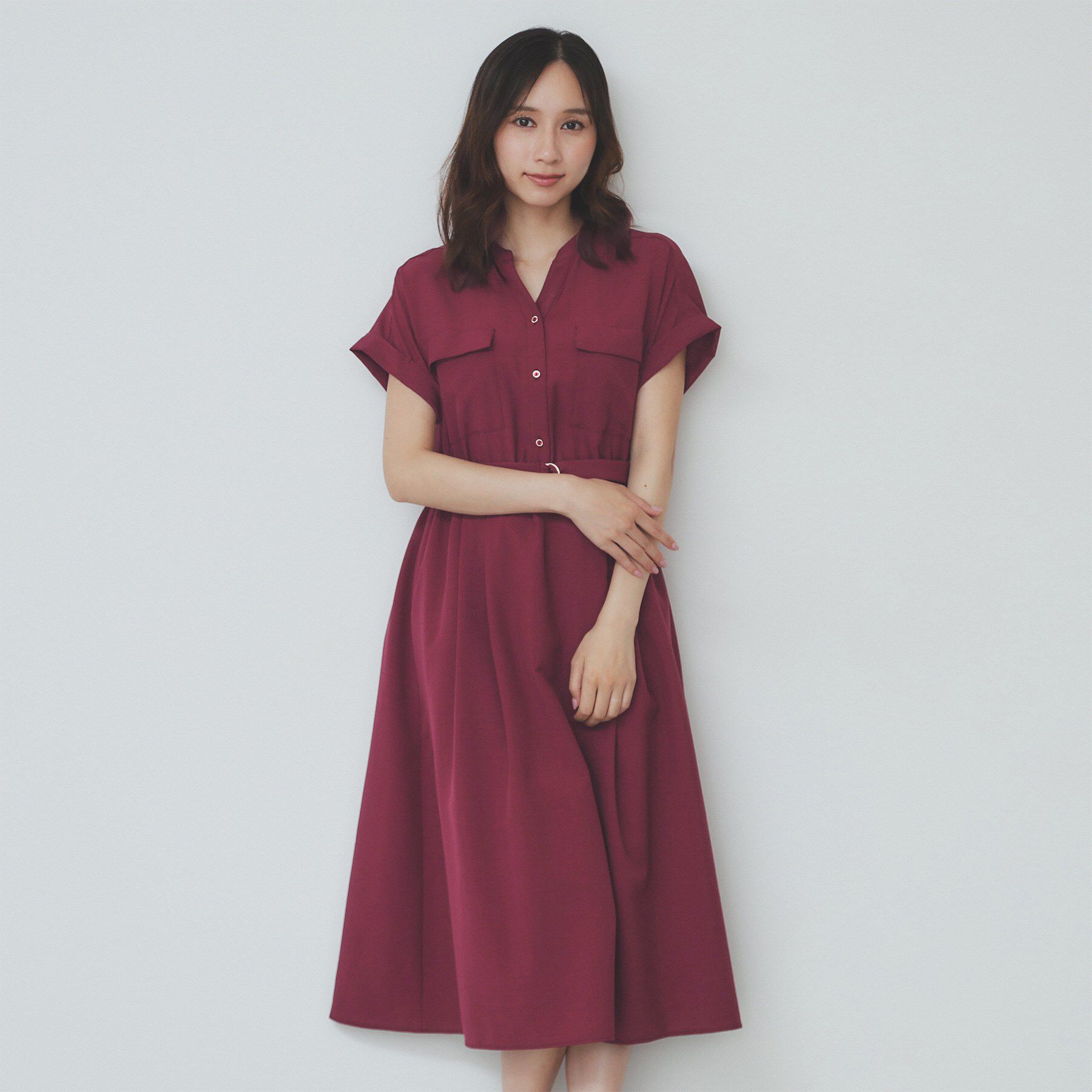 index「《7色展開／XS-LLサイズ》ダブルポケットスキッパーシャツワンピース【吸水速乾／防シワ／イージーア」|ワンピース|ボルドー(064)