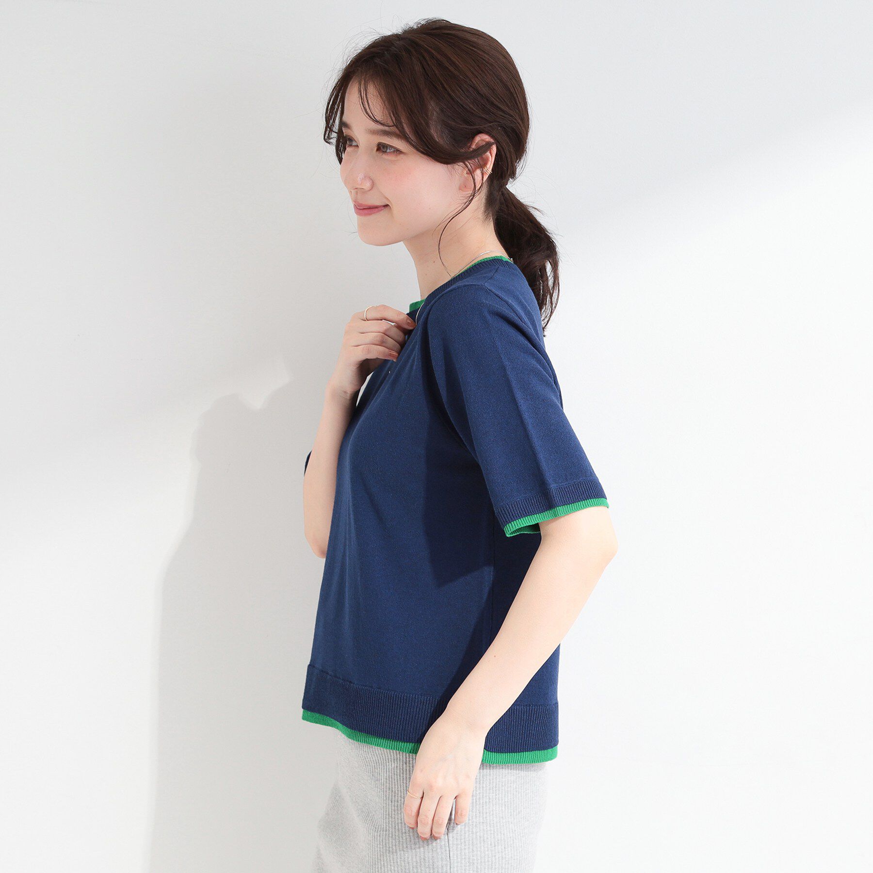 SHOO･LA･RUE「【二の腕隠れる/コットン混】配色使いで差がつく 洗える五分袖ニット」|ニット・セーター|
