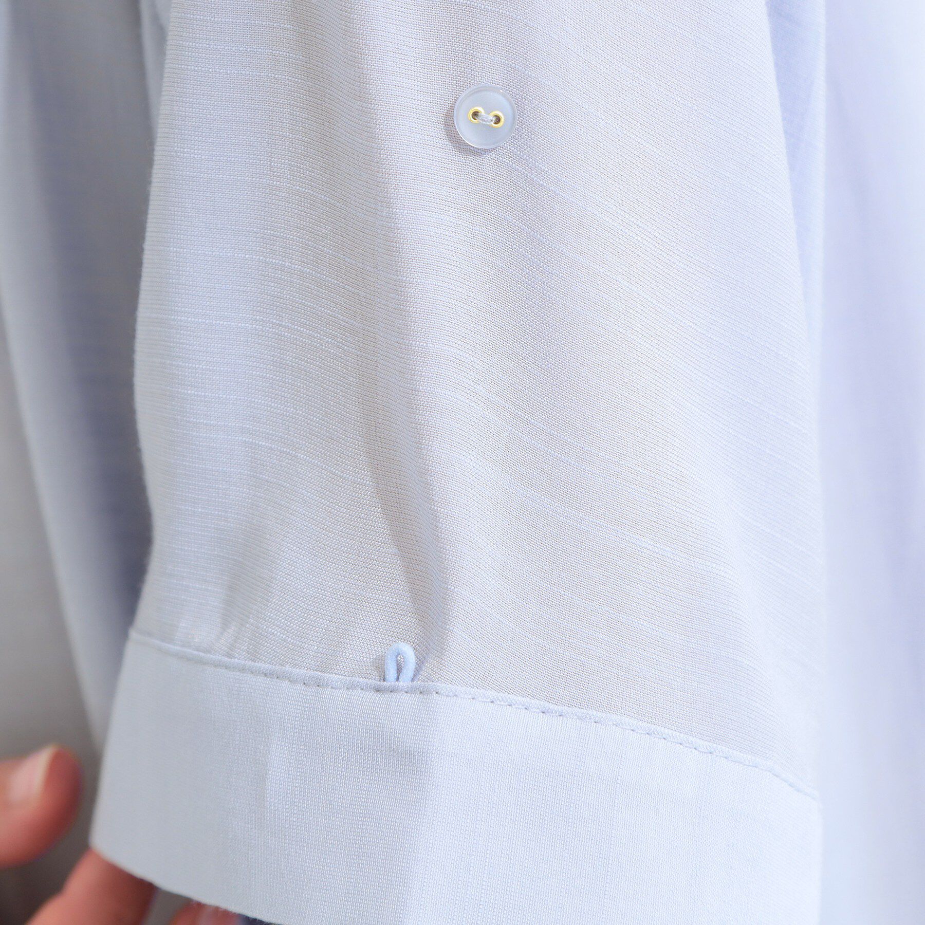 SHOO･LA･RUE「【ひんやり/UV】お袖の長さが調整出来る シャーリングスキッパーブラウス」|シャツ・ブラウス|