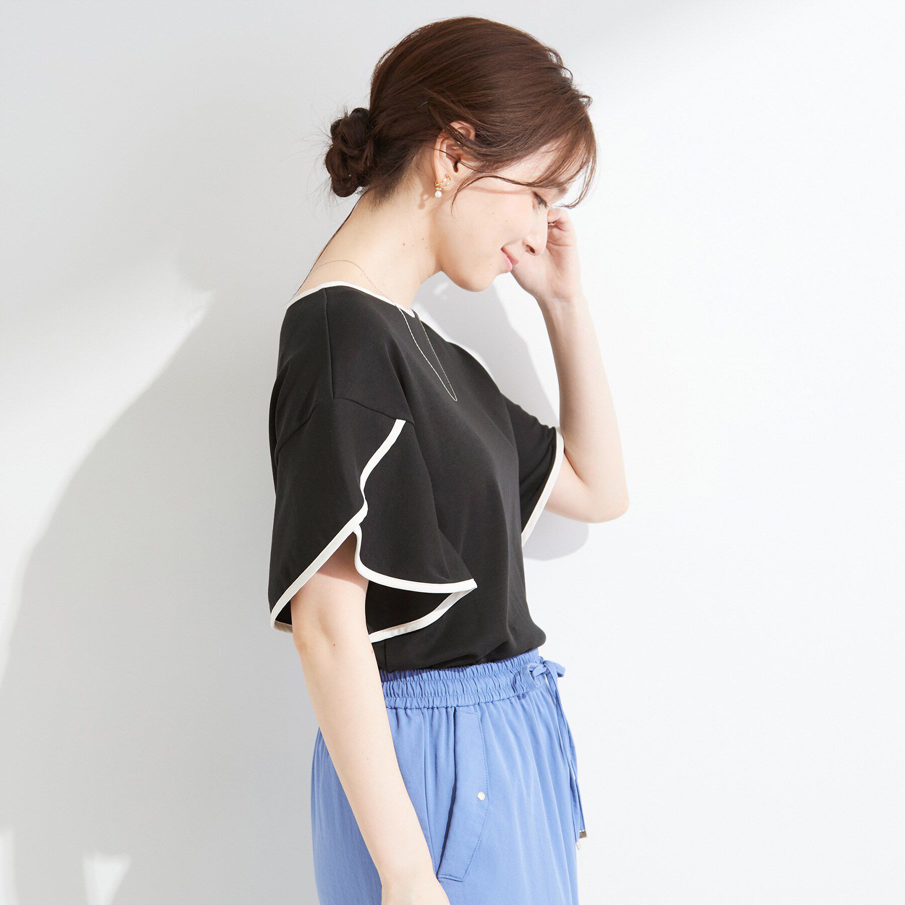 SHOO･LA･RUE「【ひんやり/洗濯機可/S-LL】配色パイピング フレアスリーブトップス」|Tシャツ・カットソー|