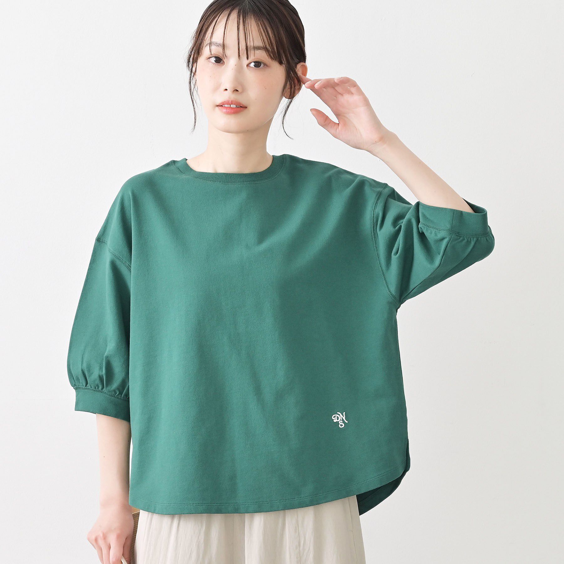 Dessin「【360度可愛い】バックヘンリーカットソー5分袖」|Tシャツ・カットソー|
