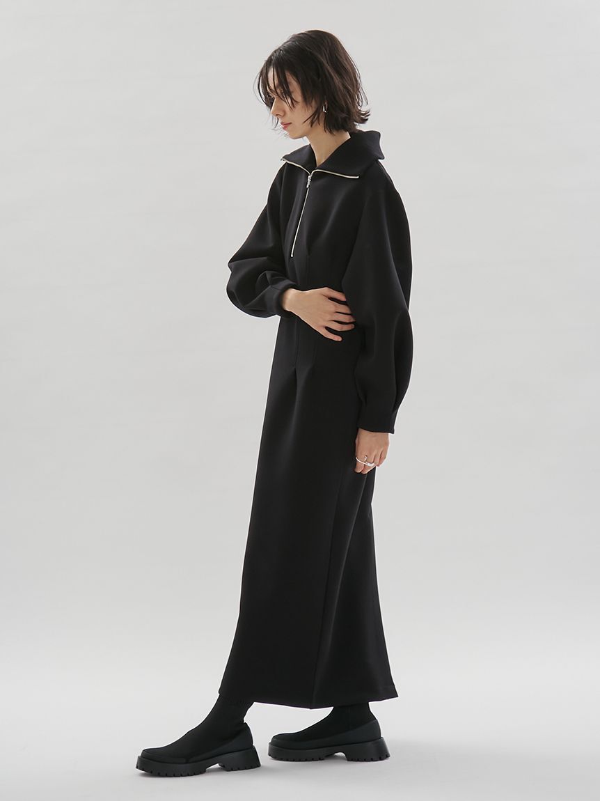 emmi atelier「【ONLINE限定】ハーフジップダンボールワンピース」|ワンピース|
