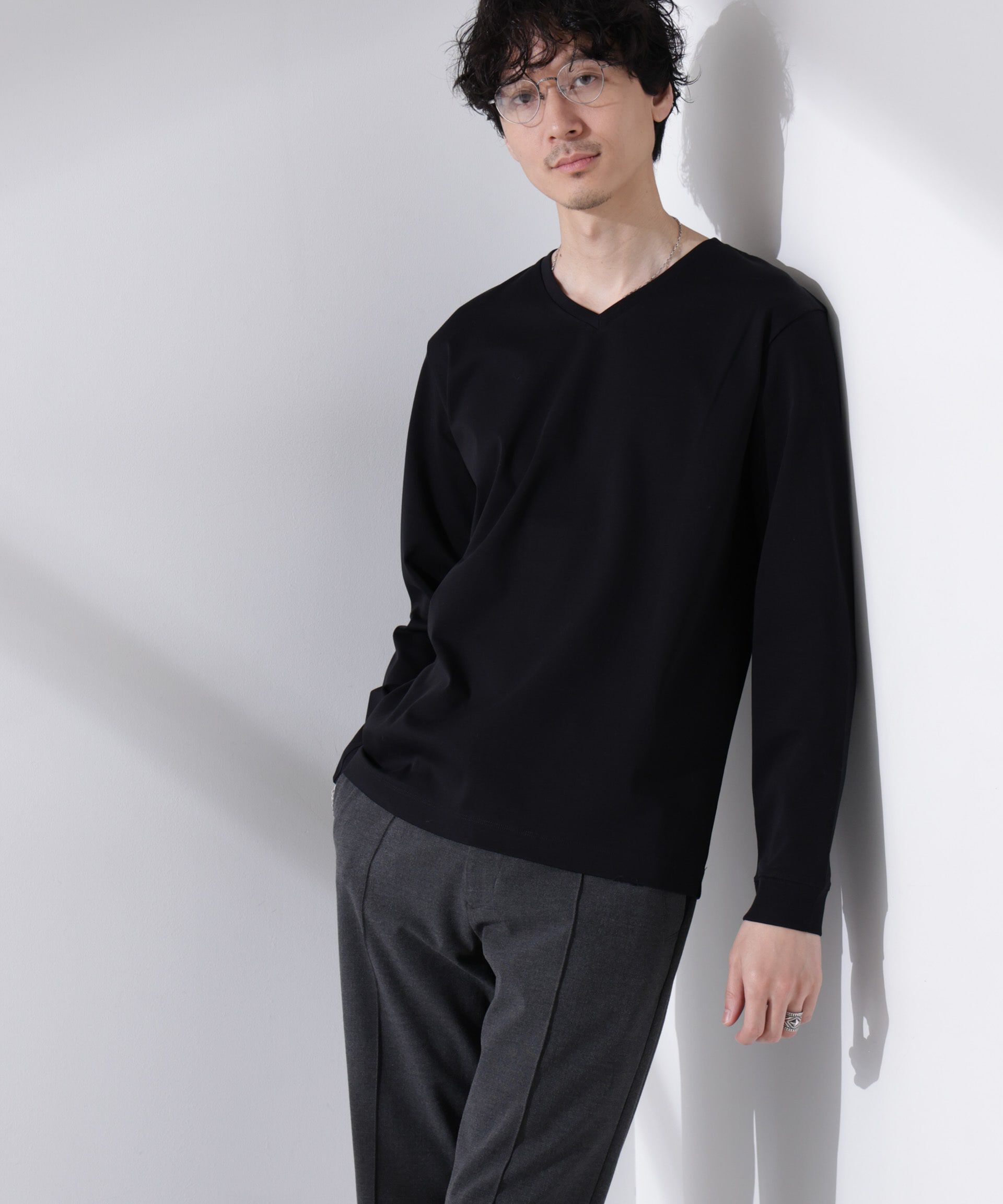 nano･universe「アンチスメル VネックTシャツ 長袖」|Tシャツ・カットソー|