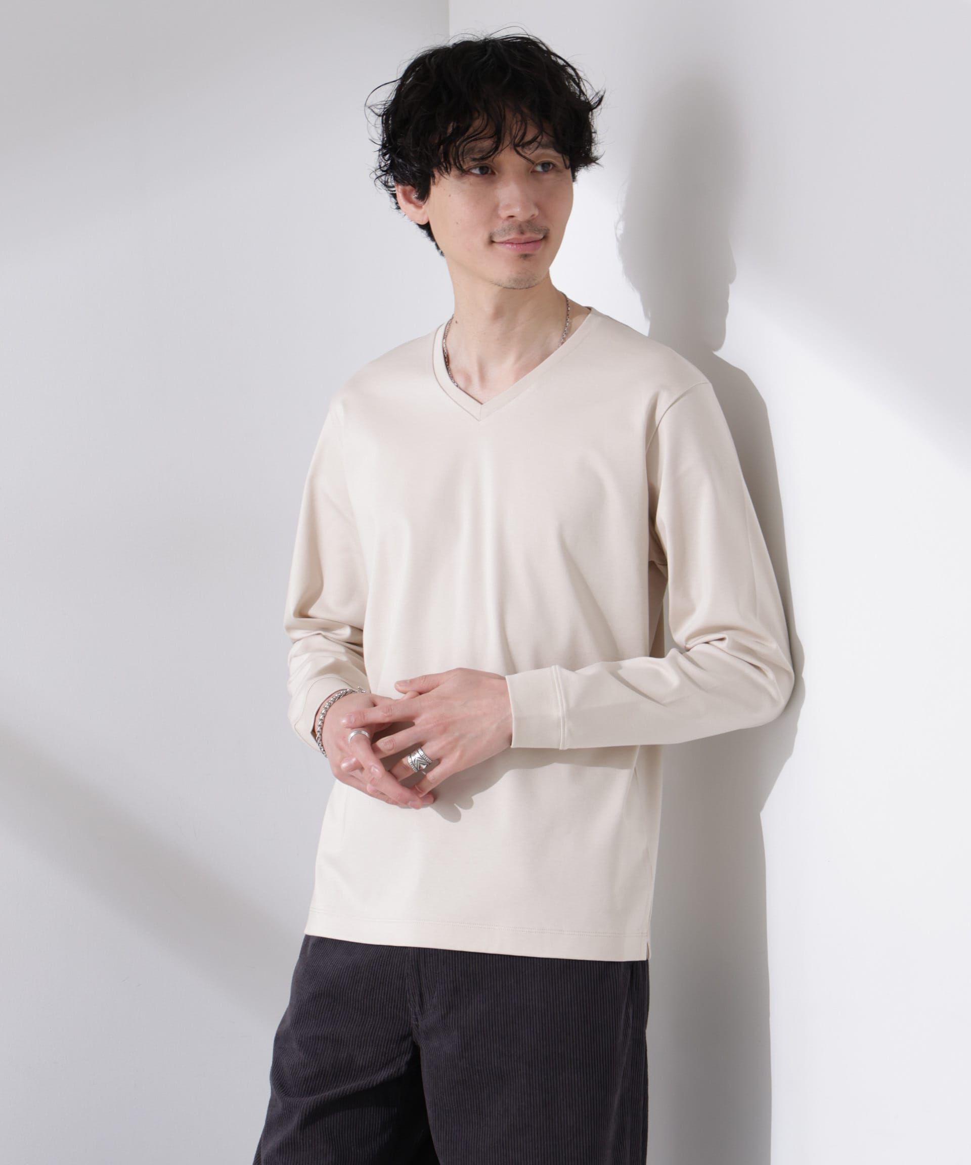 nano･universe「アンチスメル VネックTシャツ 長袖」|Tシャツ・カットソー|