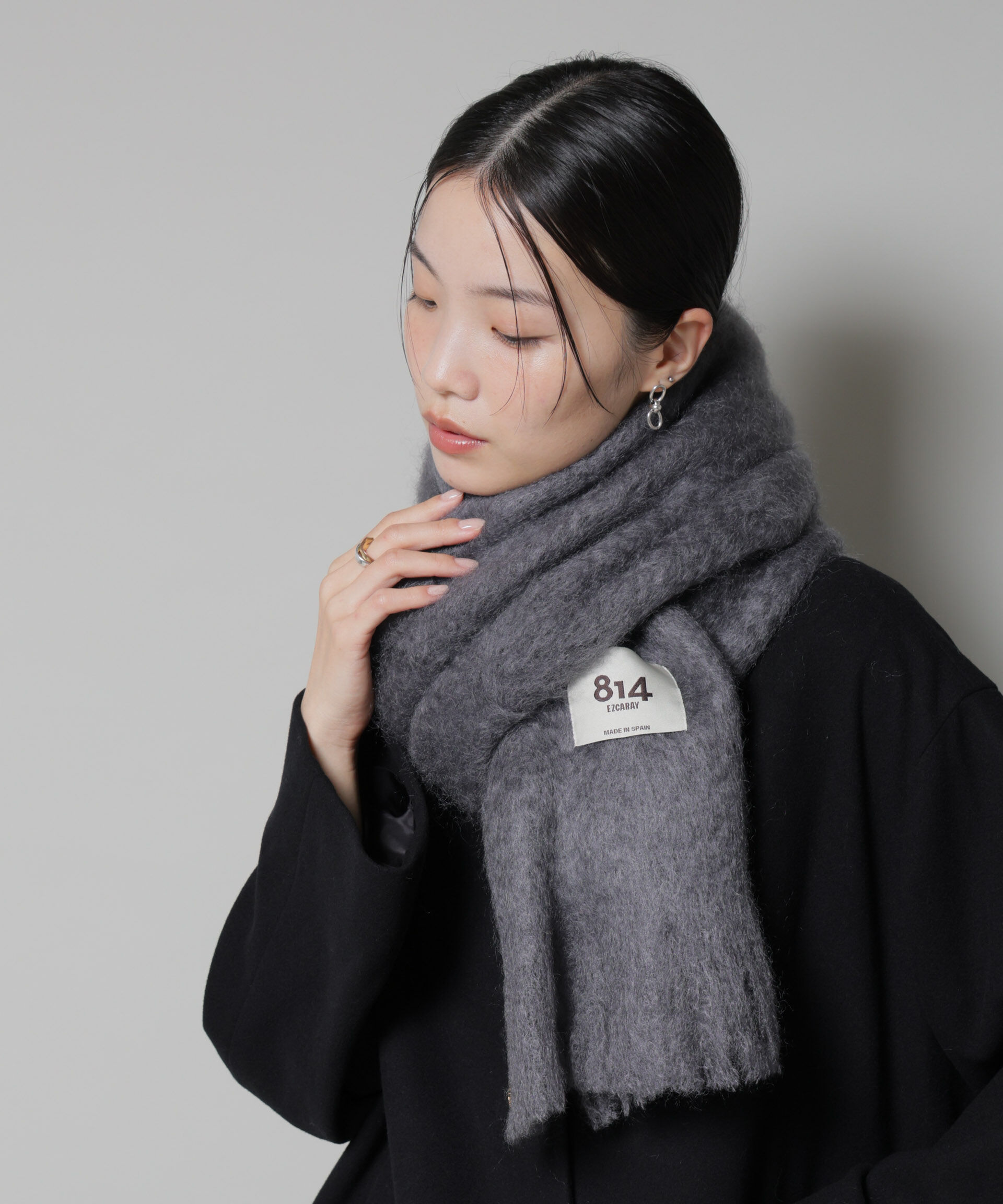 nano･universe「814 EZCARAY/SCARF LISO」|マフラー|チャコール3