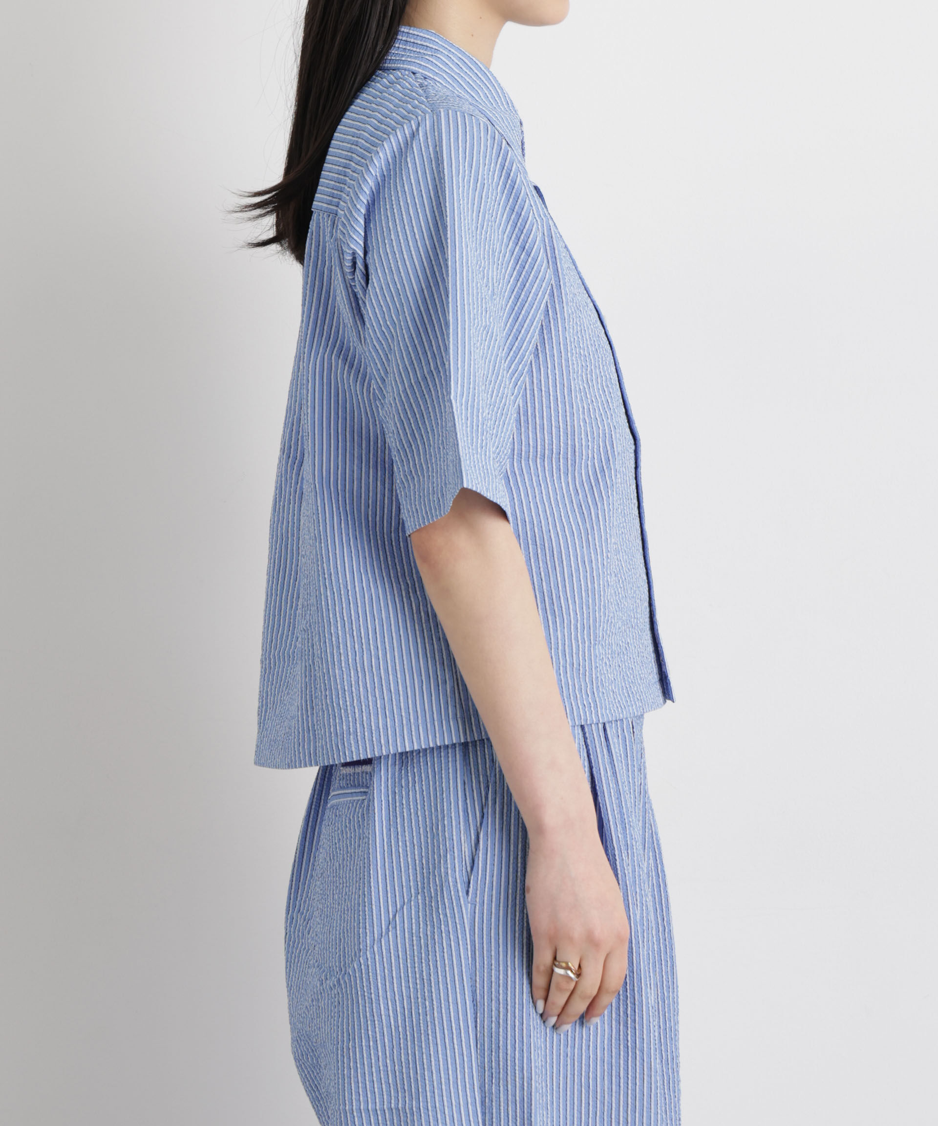 nano･universe「THOUSAND MILE/SEERSUCKER STRIPE SHIRT(セットアップ可)」|シャツ・ブラウス|