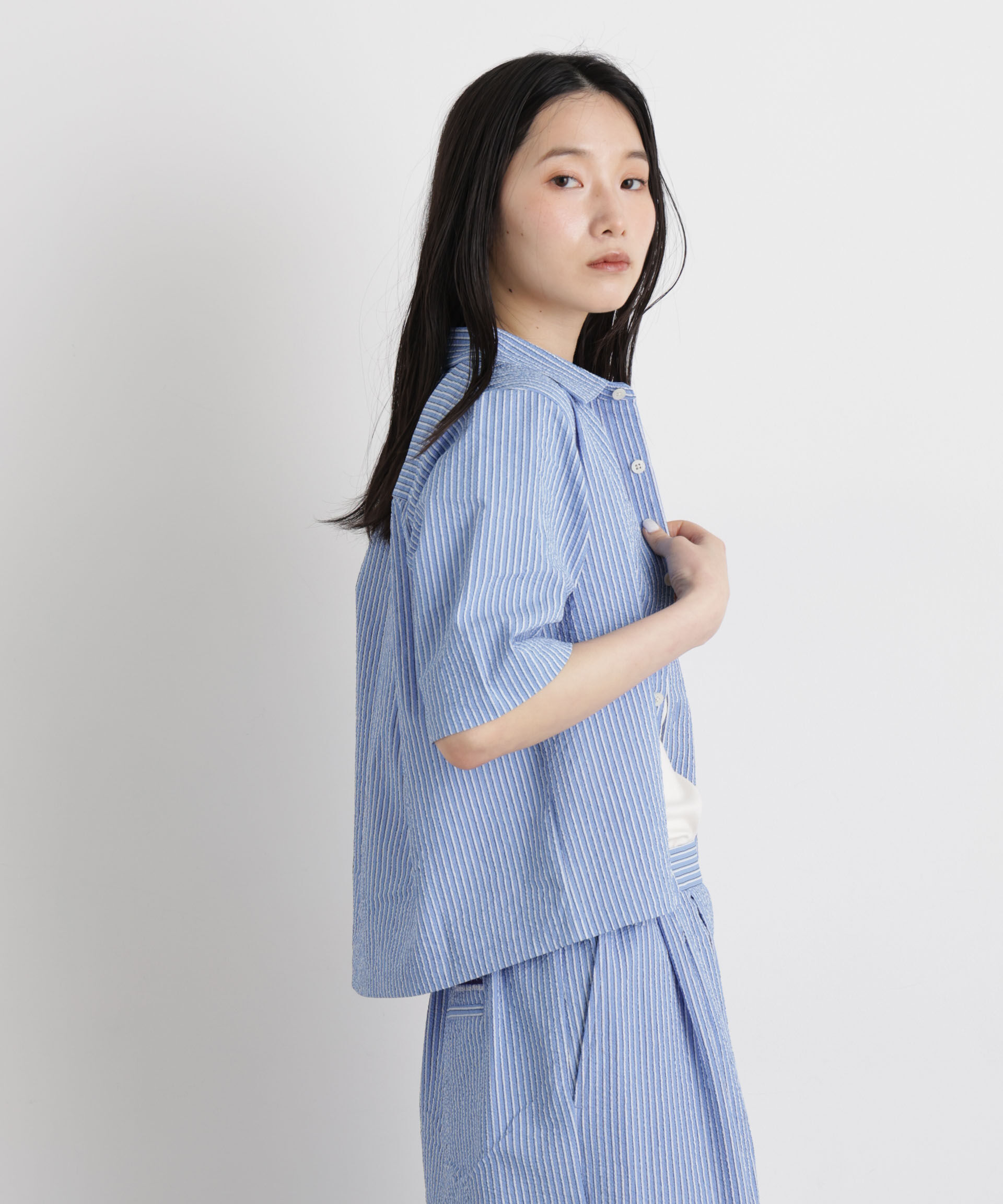 nano･universe「THOUSAND MILE/SEERSUCKER STRIPE SHIRT(セットアップ可)」|シャツ・ブラウス|